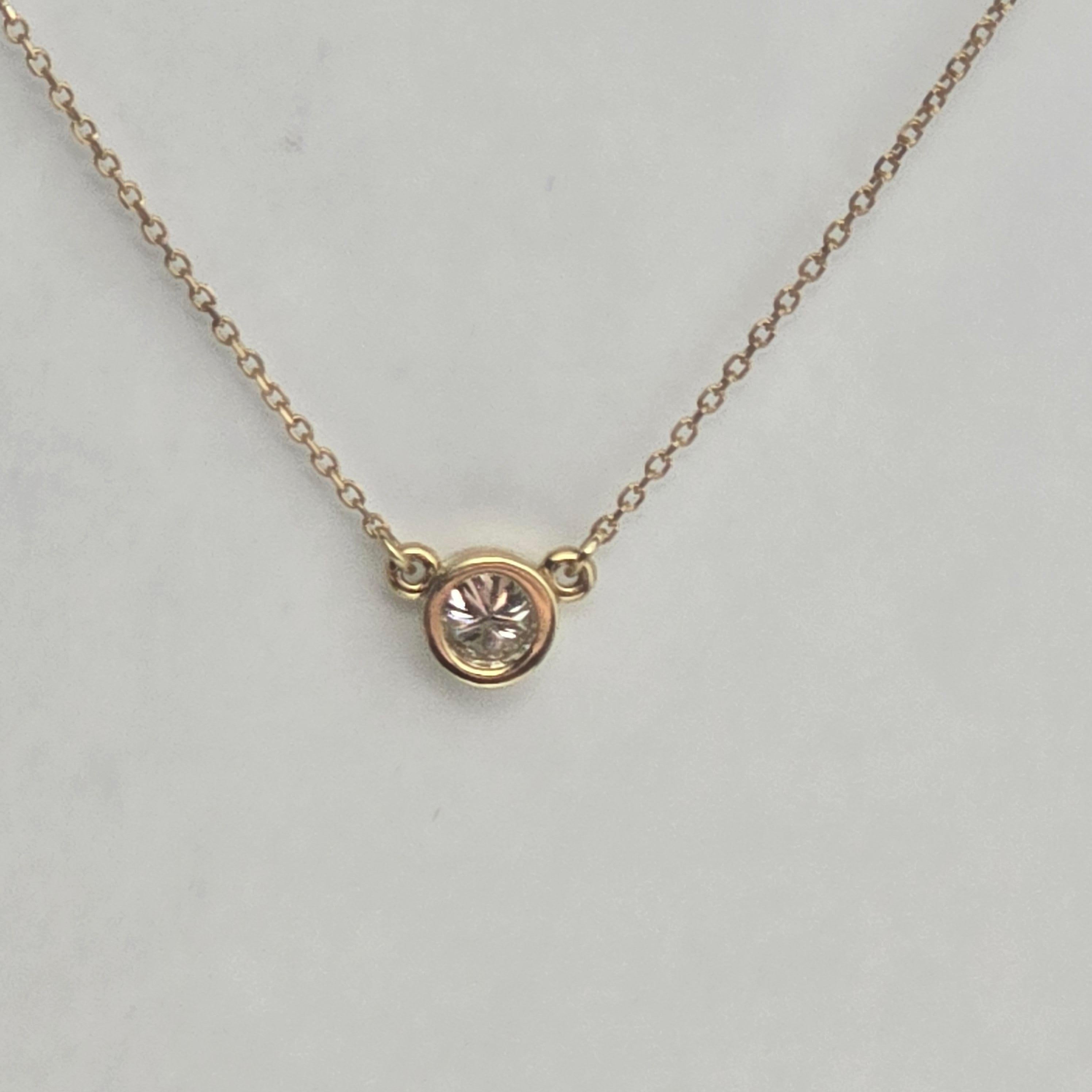 0,28ct Lünette Set Solitär Diamant Anhänger Halskette 14 Karat Gelbgold im Angebot 4