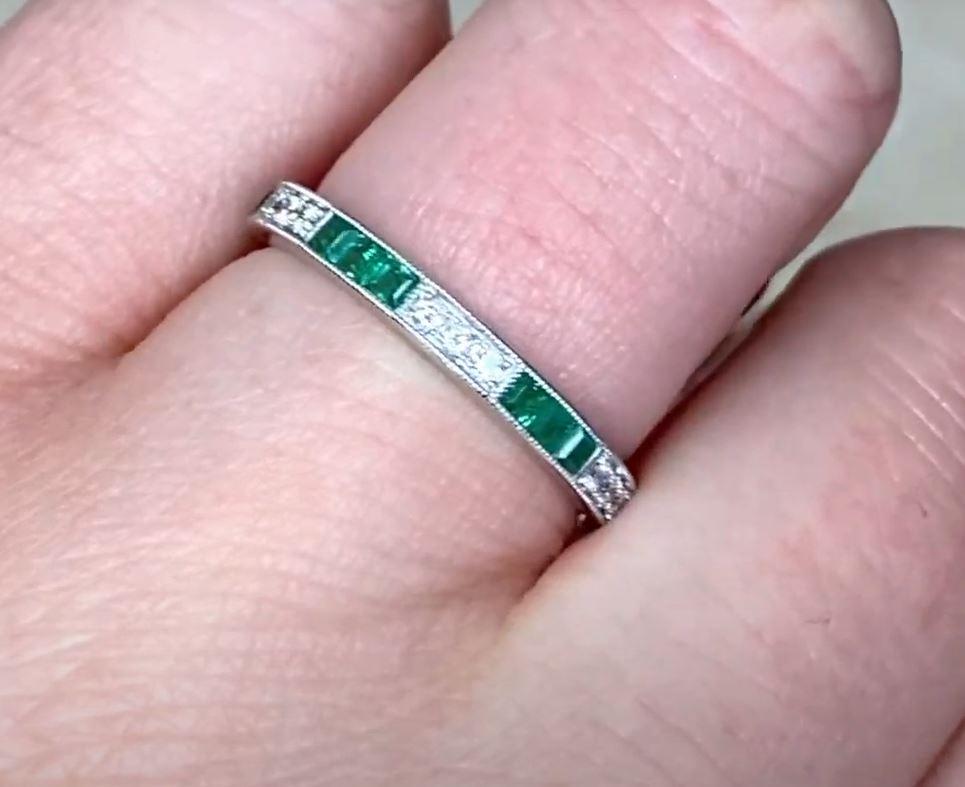 Women's 0.28ct Natural Emerald & 0.14ct Diamond Band Ring, Platinum For Sale