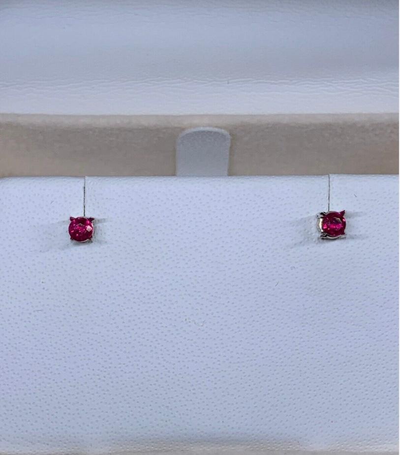 0.28ct Ruby Burma Solitaire Stud Earrings In 18ct White and Yellow Gold
These stunning 0.28ct Ruby Burma Solitaire Stud Earrings are a must-have addition to your jewellery collection. Crafted from 18ct white gold, these earrings boast a timeless
