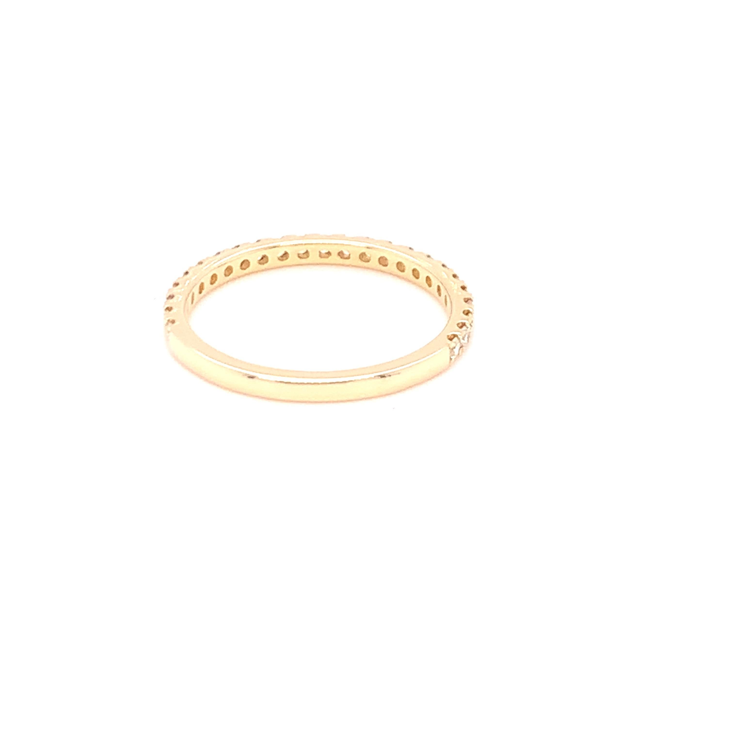0.29 Carat Yellow & White Diamond Band in 14k Yellow Gold For Sale 6