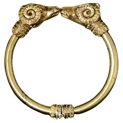 0.3 CTW Zafiro Azul Etrusco Brazalete Doble Cabeza de Carnero Brazalete