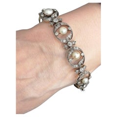 "Garrard & Co" Bracelet ancien en perles naturelles et diamants, circa 1890/1905