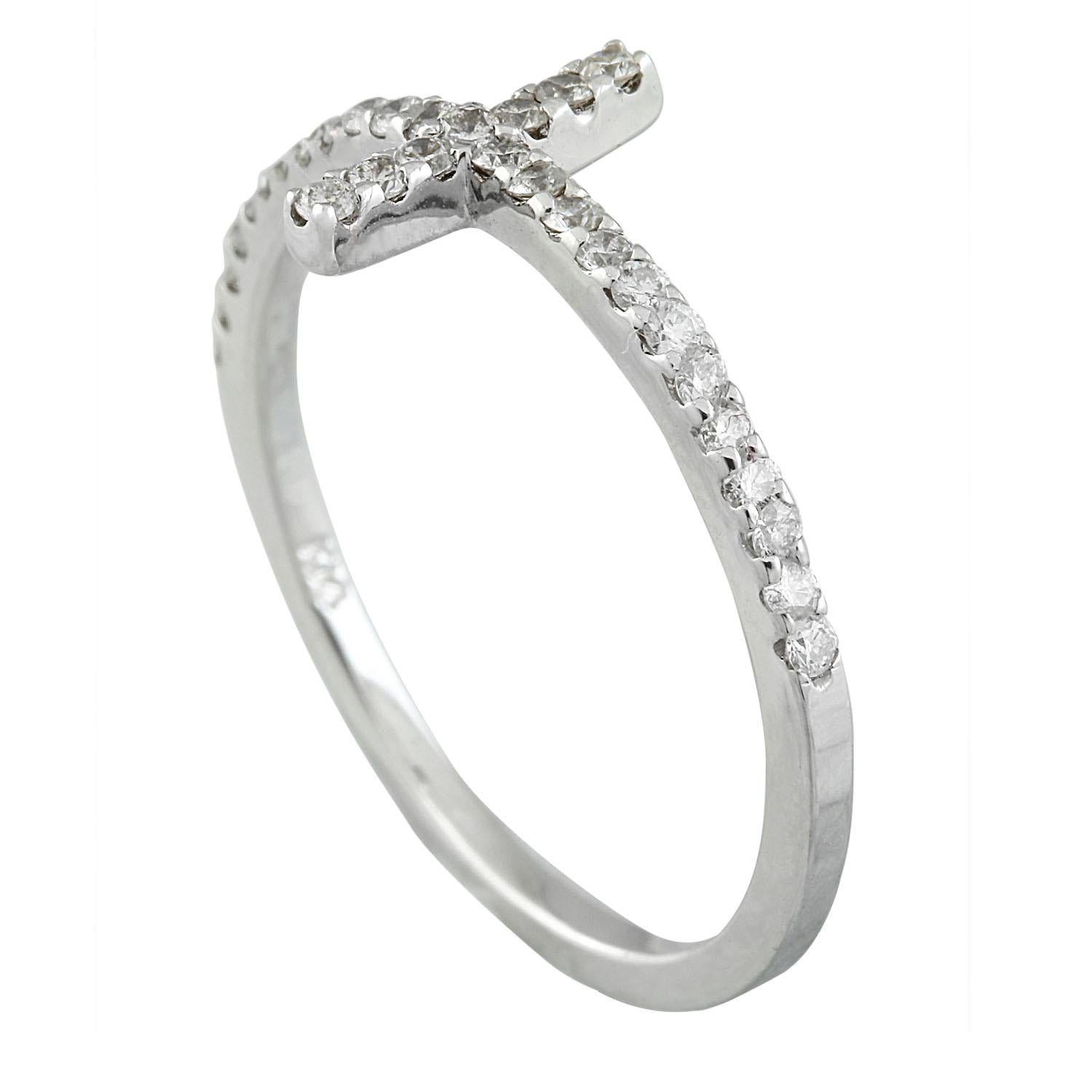 0.30 Carat 14 Karat Solid White Gold Diamond Ring In New Condition For Sale In Los Angeles, CA