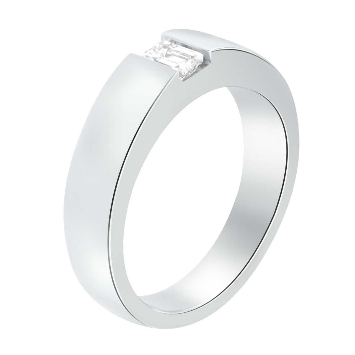 This 18k white gold handcrafted Men's band showcases a single Emerald Cut diamond on a seven (7) MM wide band. The band has a satin finish and comfort fit.

Diamond Weight : 0.30 Carats
Diamond Color: G
Diamond Clarity: VS2
Finger size : 10