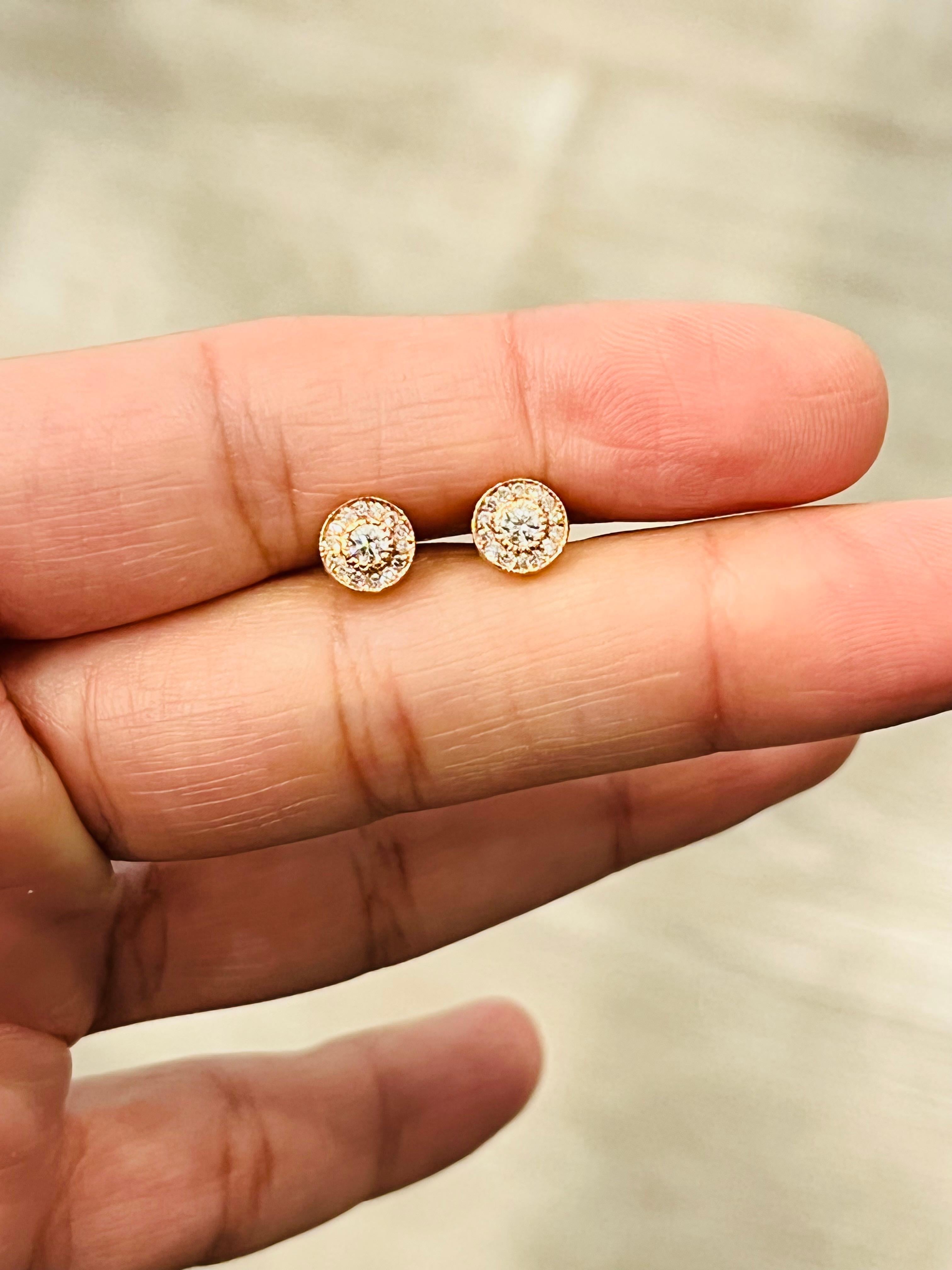 0.30 Carat Diamond 14 Karat Rose Gold Earrings In New Condition For Sale In Los Angeles, CA