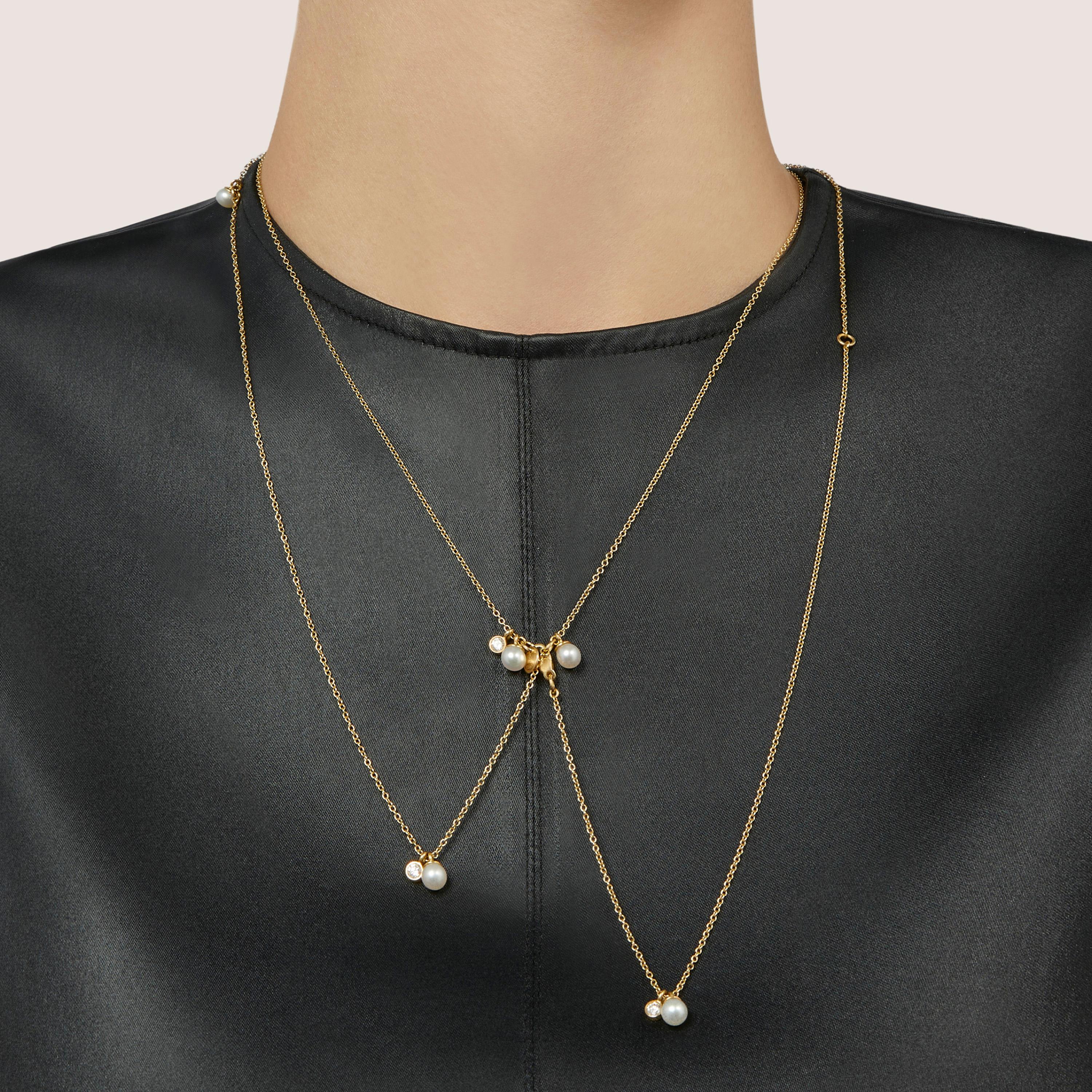 0.30 Carat Diamond Pearl 18kt Yellow Gold Long Chain Multi-Strand Necklace For Sale 1