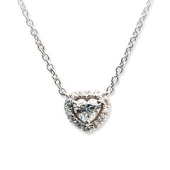 0.30 Carat E-F Color VS Diamond Heart Halo 18K White Gold Chaine Pendant