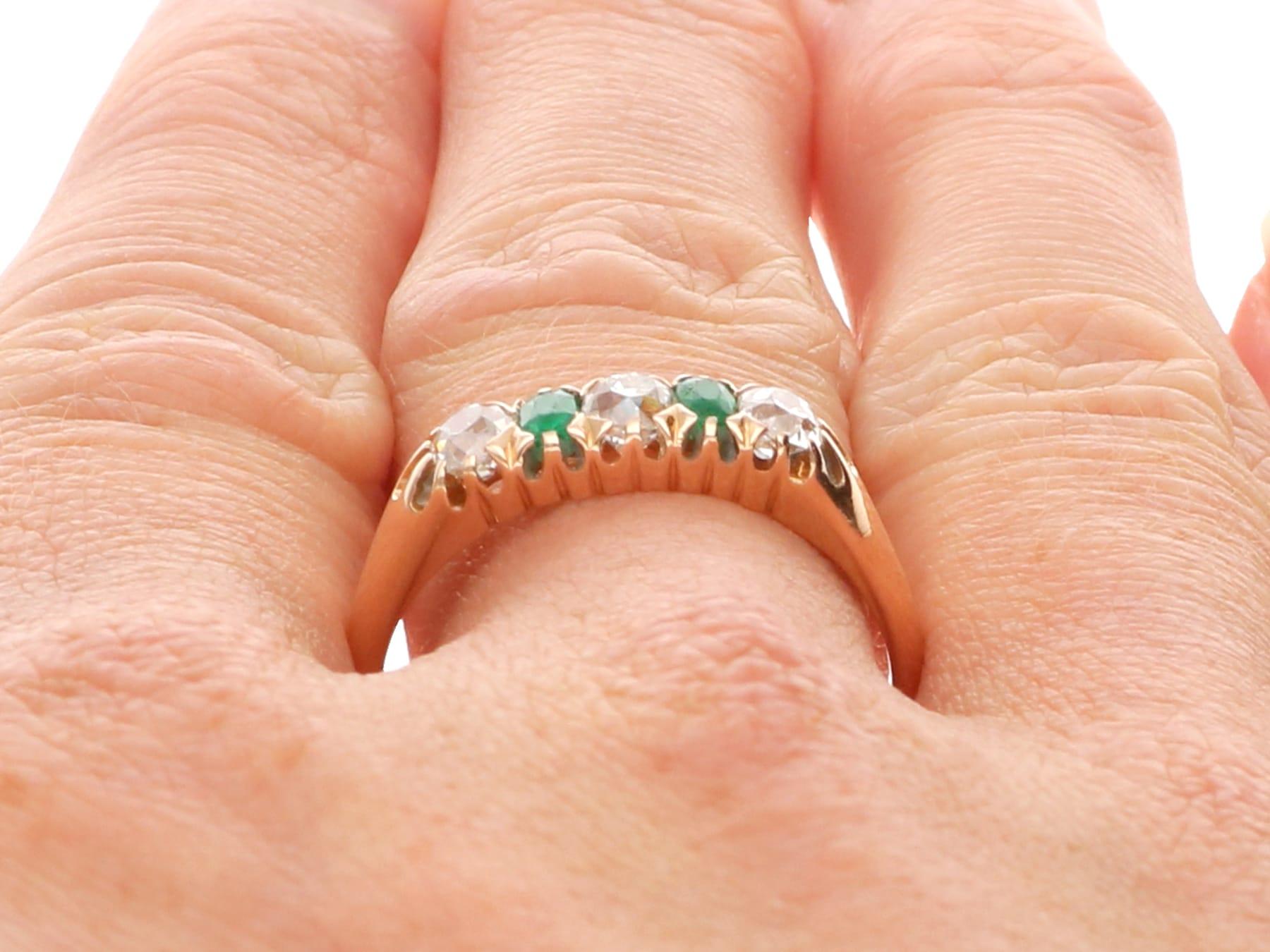 Anello con smeraldo da 0,30 carati e diamante da 0,60 carati in oro giallo 14k Circa 1925 in vendita 5
