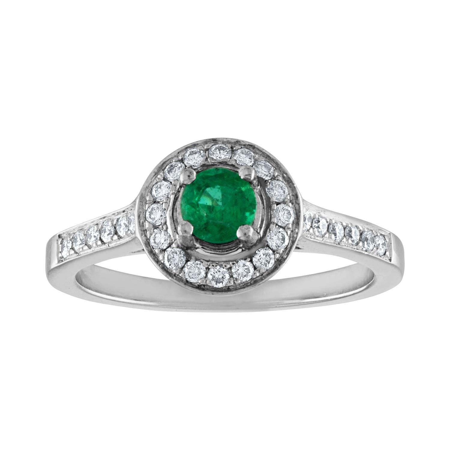 0.30 Carat Emerald Diamond Gold Ring For Sale