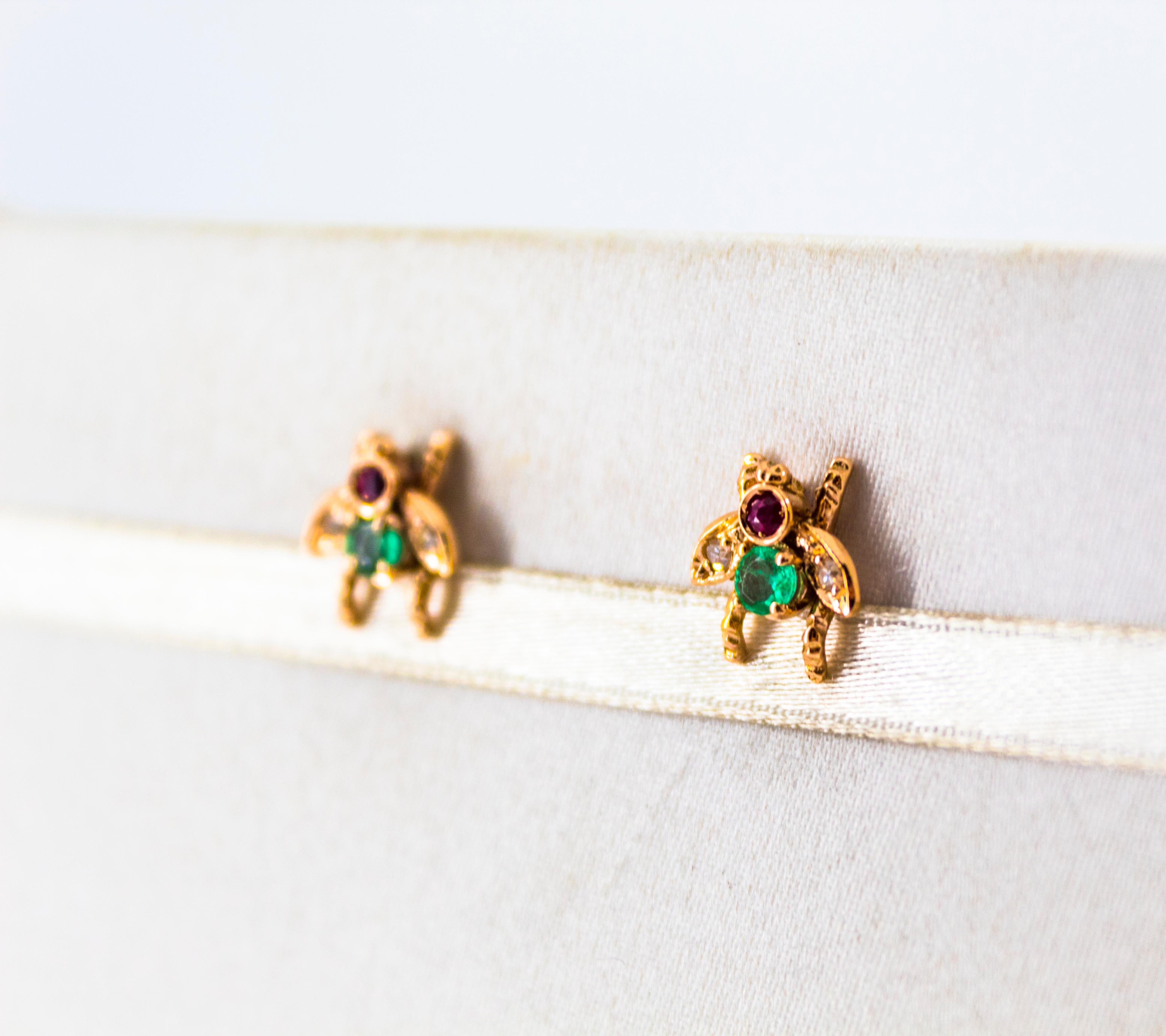 Brilliant Cut 0.30 Carat Emerald Ruby 0.08 Carat White Diamond Yellow Gold Stud Flies Earrings For Sale