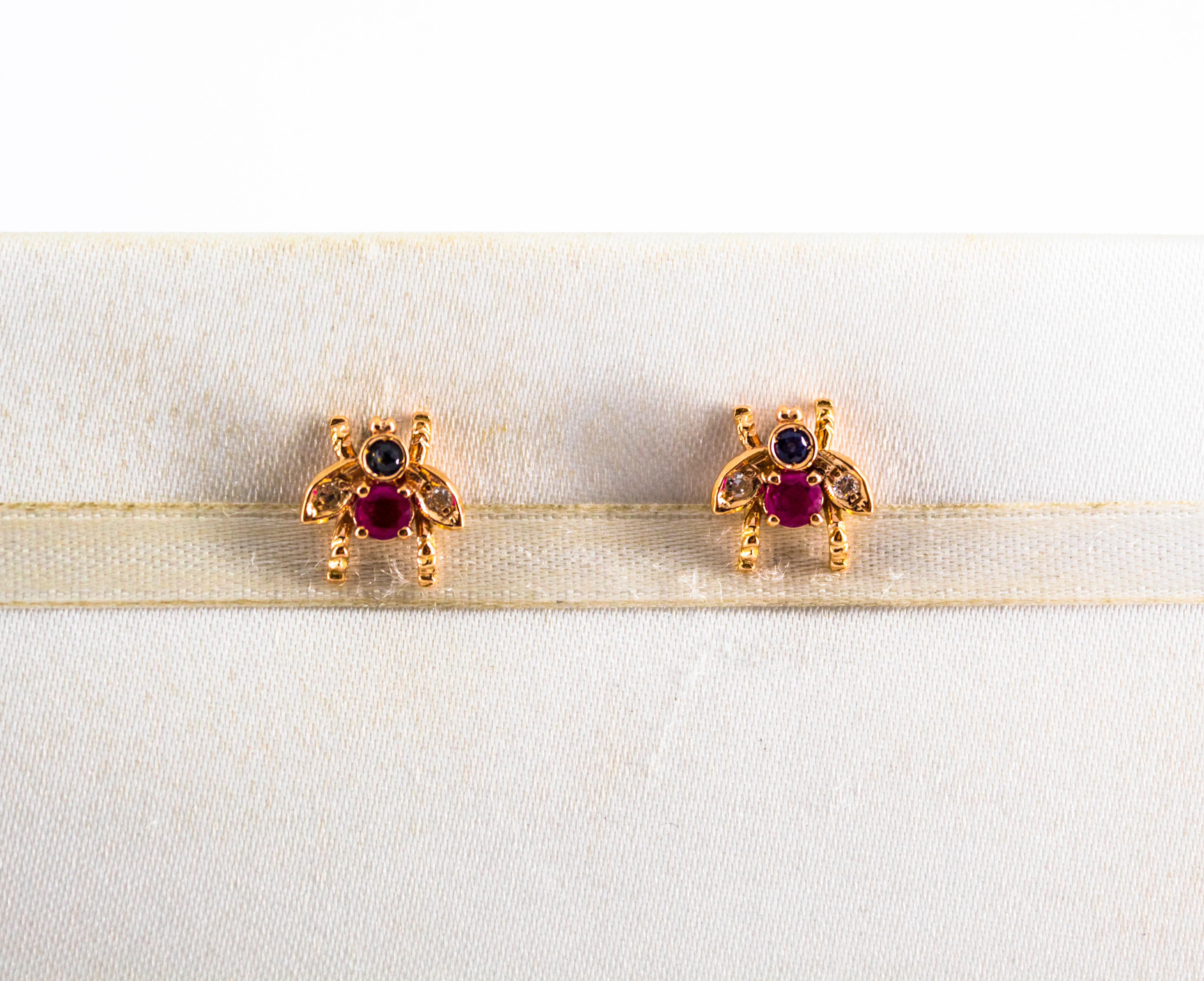 0.30 Carat Emerald Ruby 0.08 Carat White Diamond Yellow Gold Stud Flies Earrings In New Condition In Naples, IT