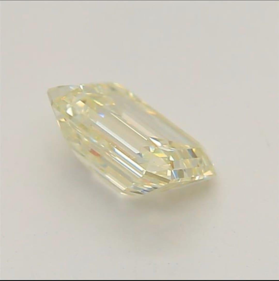 0,30 Karat Smaragdförmiger Diamant VS1 Reinheit GIA zertifiziert im Zustand „Neu“ im Angebot in Kowloon, HK