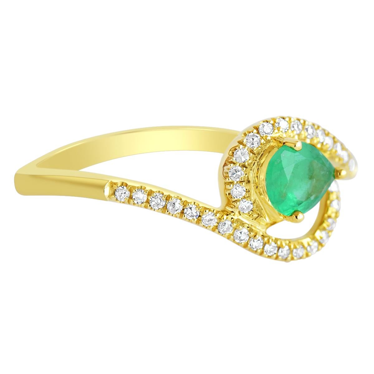 Pear Cut 0.30 Carat Natural Pear Emerald Solid Gold Ring with 34 Microset Bright Diamonds