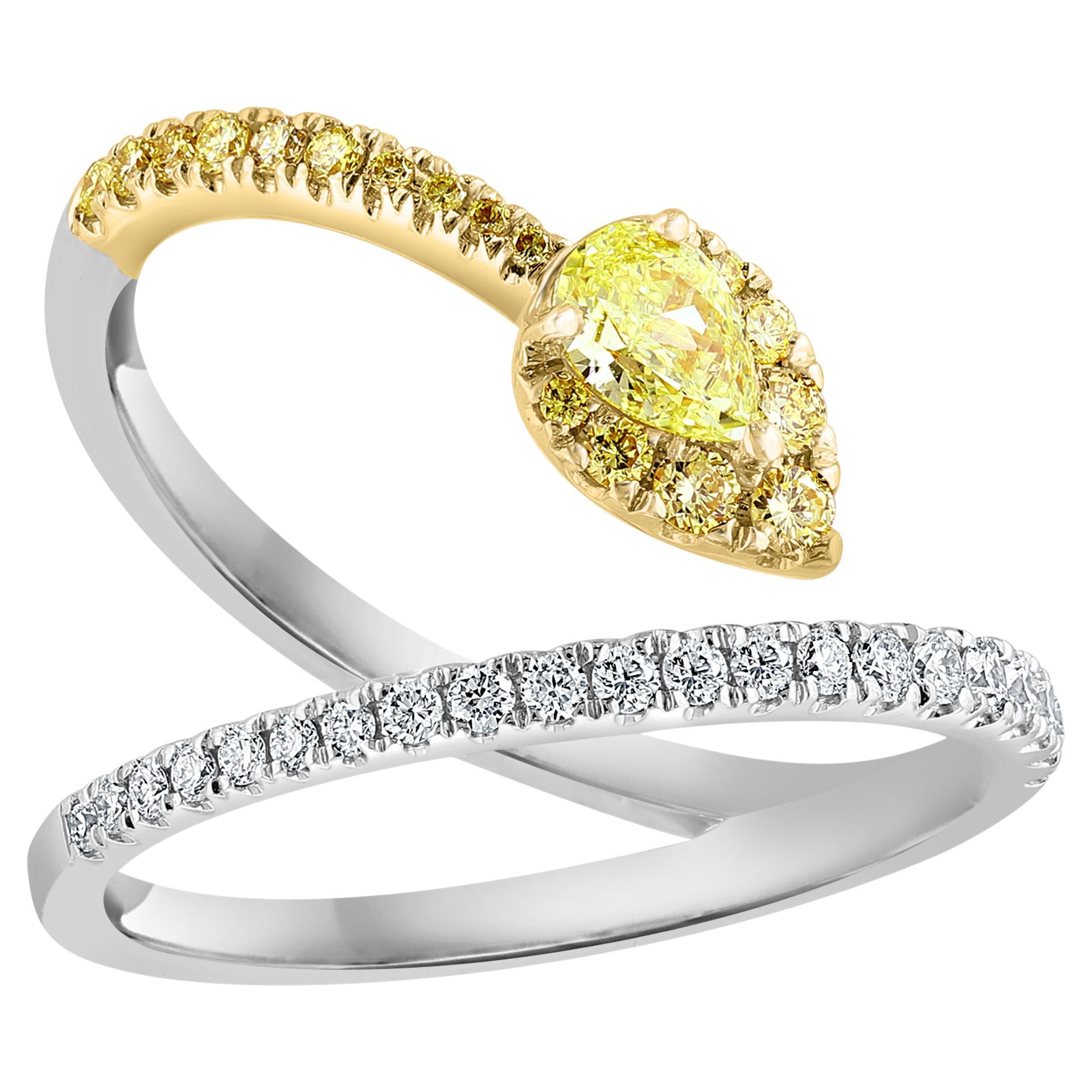 0.30 Carat Pear Shape Yellow Diamond Ring in 18K Mix Gold For Sale