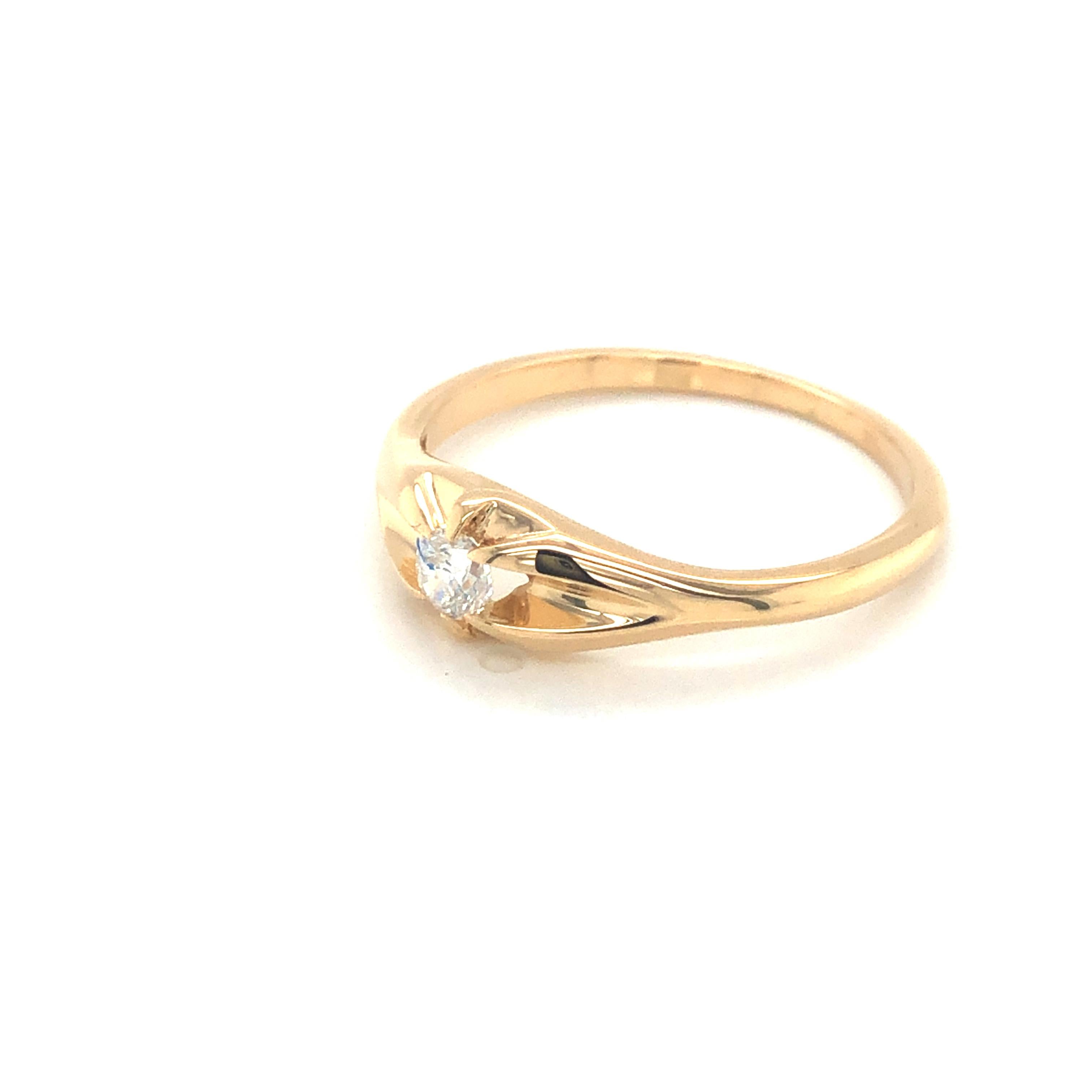 Tresor Paris 0,30 Karat runder weißer Diamant 18 KT Gold Claw Set Band Siegelring im Angebot 3