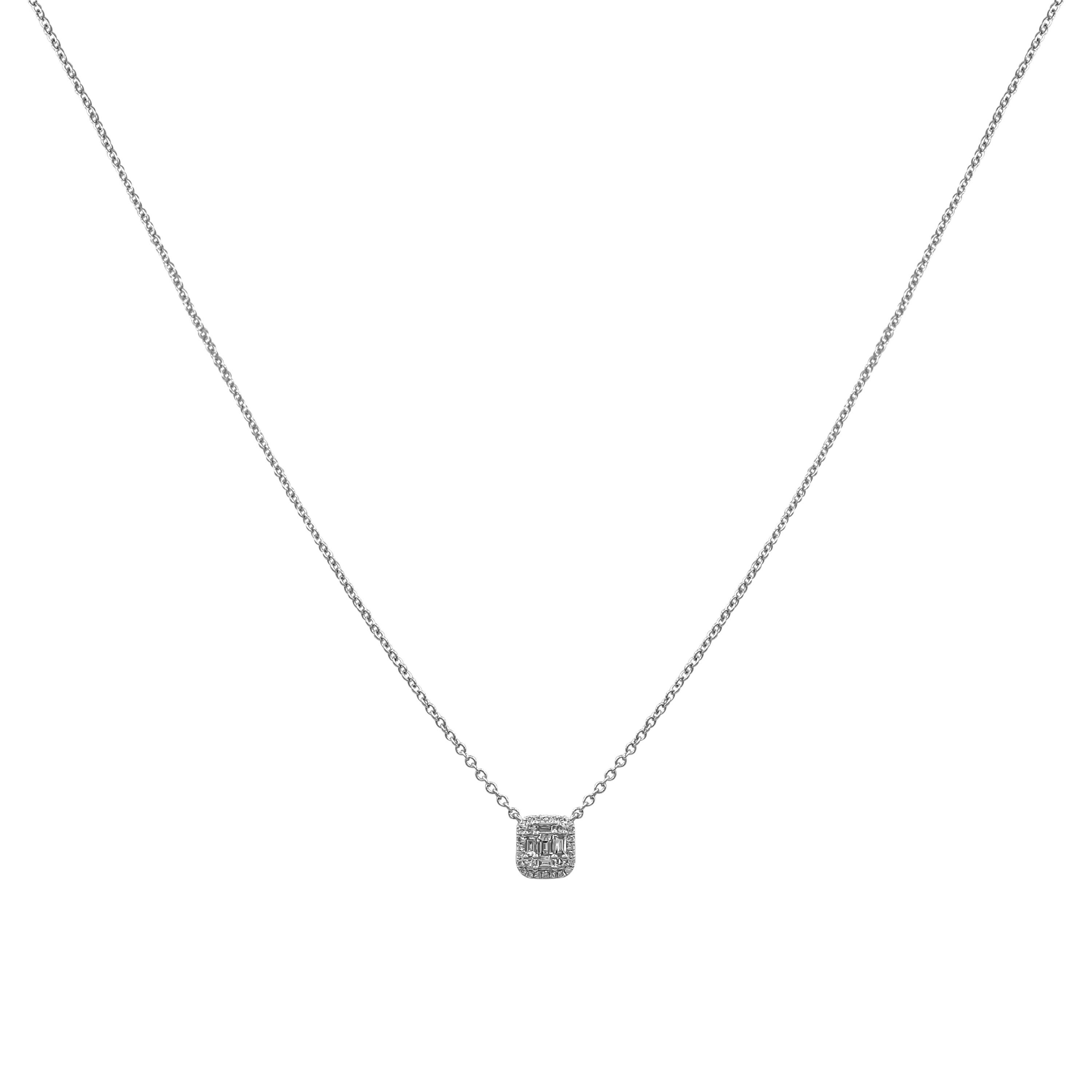 28 diamanti tondi bianchi: 0,11 Carati
5 diamanti bianchi a baguette: 0,19 Carati
Metallo: Oro bianco 18 carati, 2,91 grammi