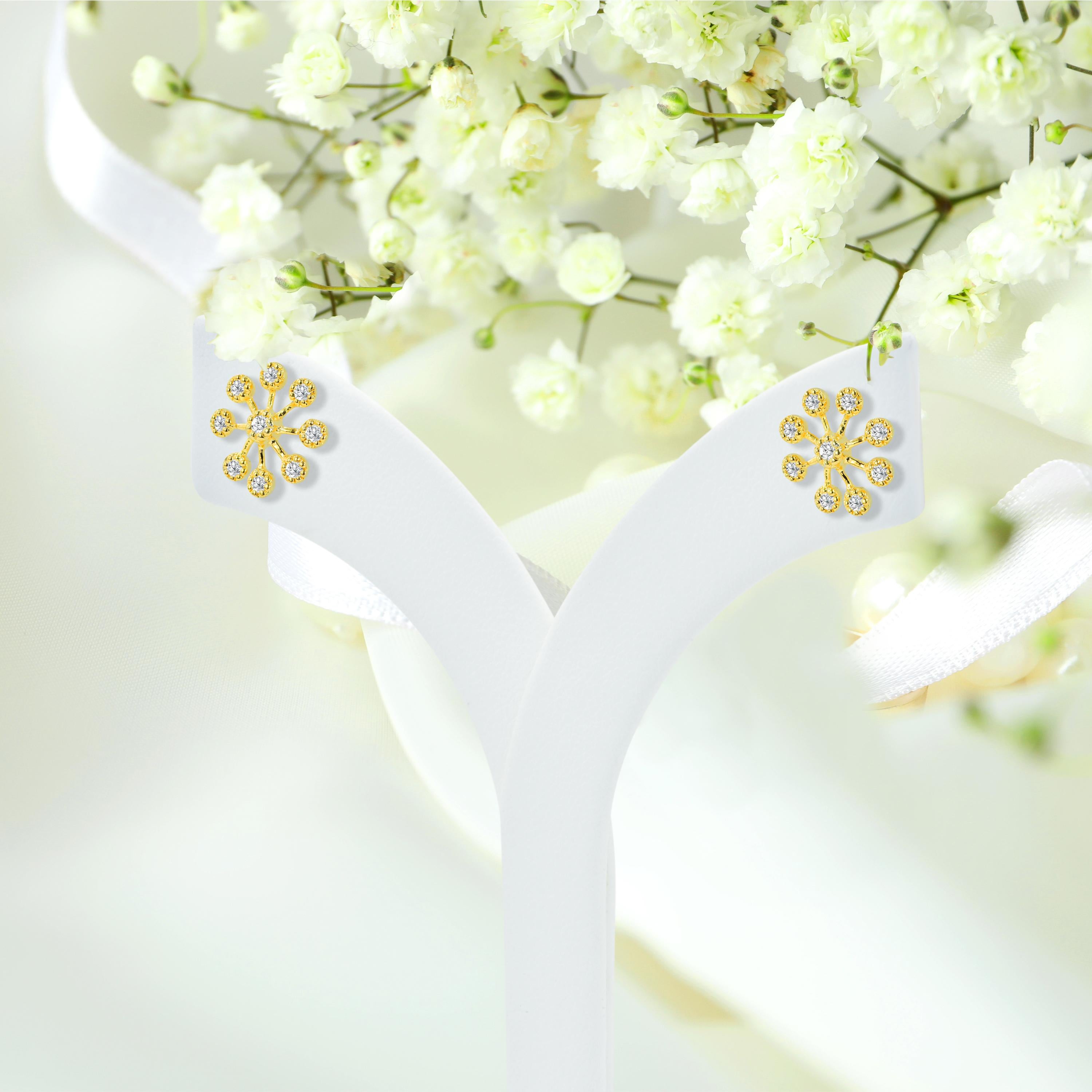 Boucles d'oreilles à lunette avec fleur en or 18 carats et diamants 0,30 ct. Unisexe en vente