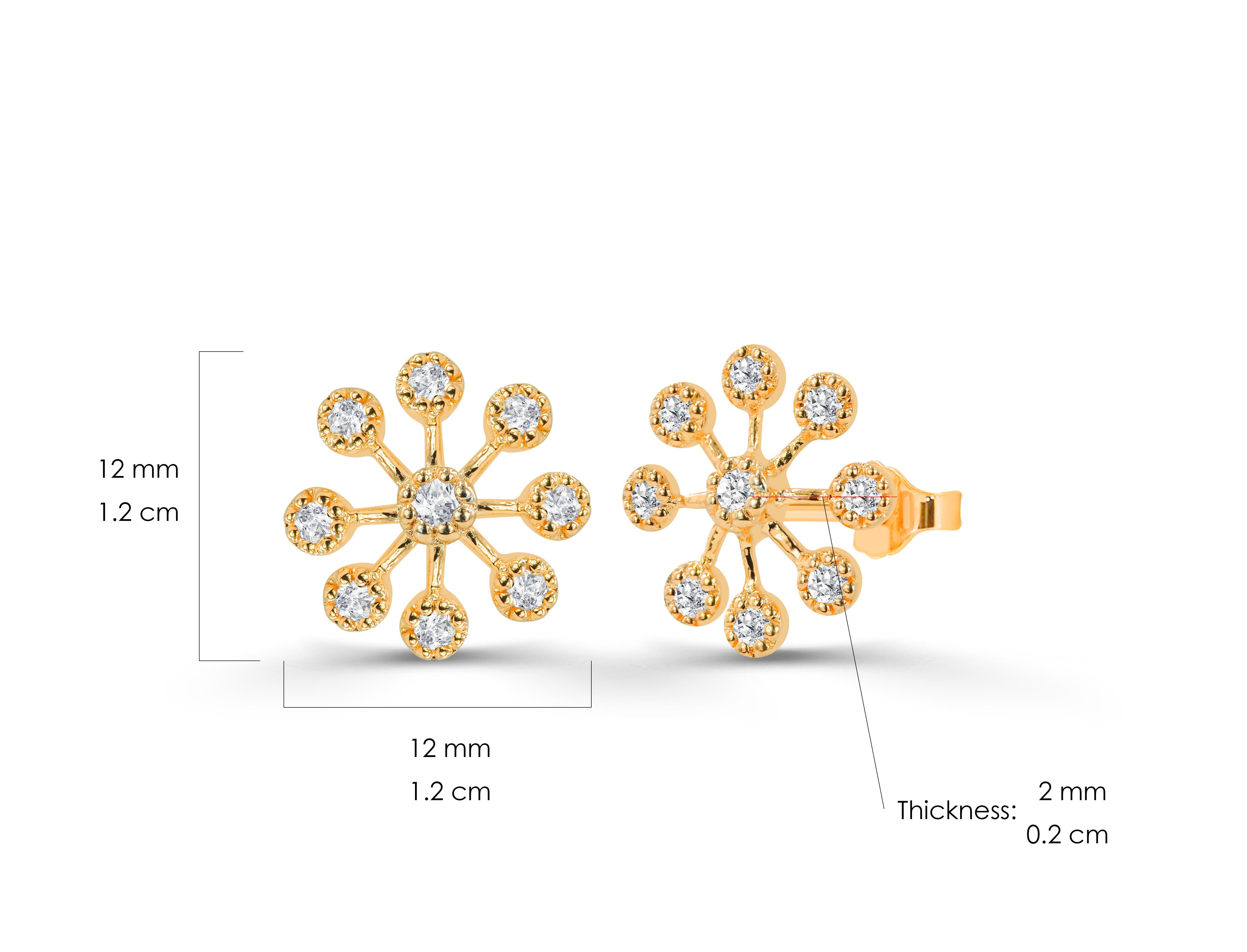 Orecchini a castone con fiore di diamante da 0,30 carati in oro 18 carati in vendita 2