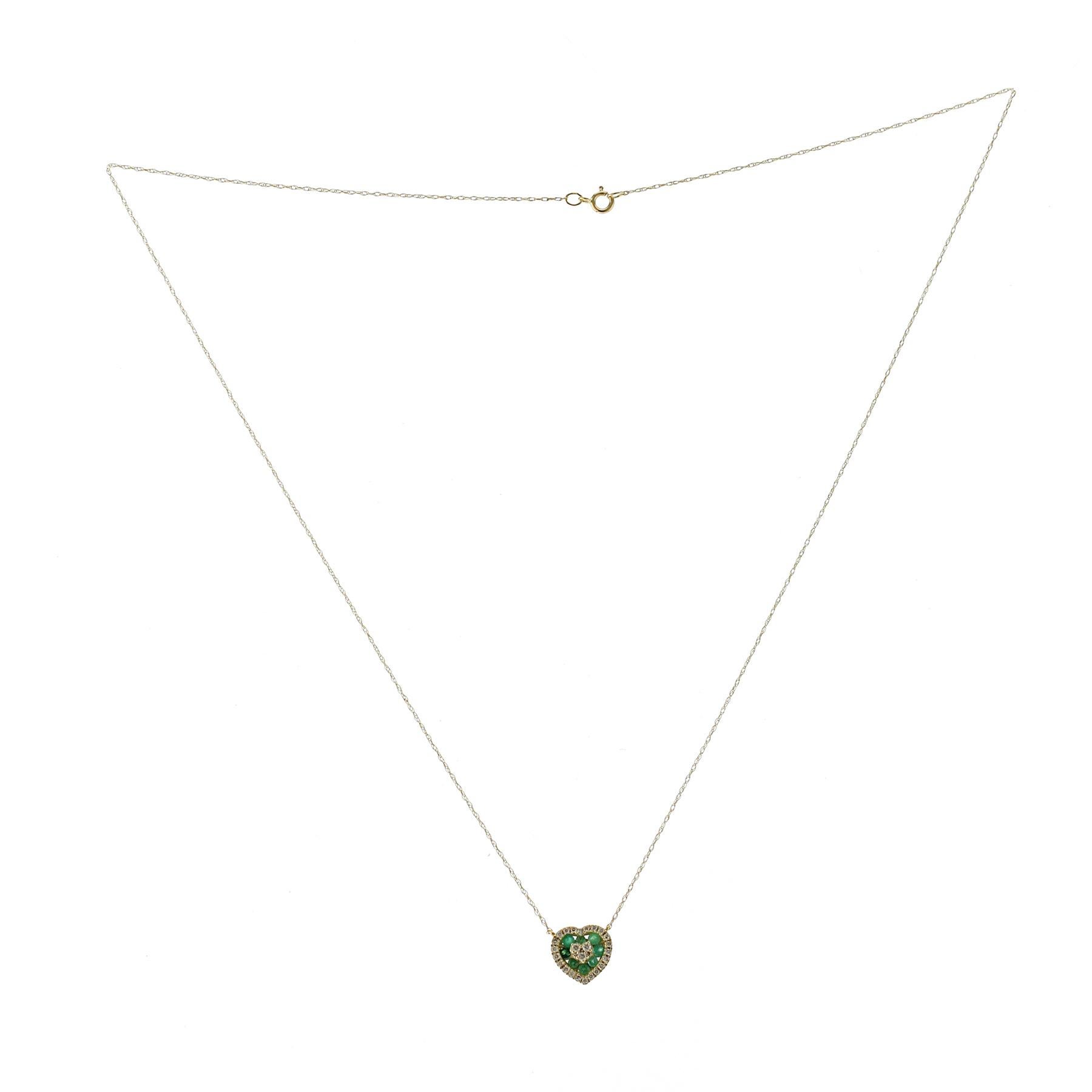 100% auténtico, 100% satisfacción del cliente
Colgante 10 mm
Cadena: 0,03 mm
Tamaño:18 pulgadas
Metal: Oro amarillo de 14 quilates
Sellos: 14K
Peso total: 1.1 gramos
Tipo de Piedra: 0,30 CT Esmeralda natural y  Diamante 0,25 TC  Color H-L Claridad