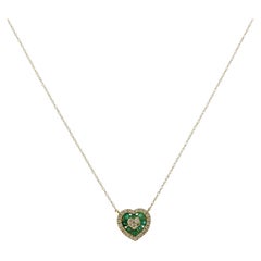 0.30 CT Esmeralda 0.25 CT Diamante Collar Colgante Corazón Oro Amarillo 14K 18"