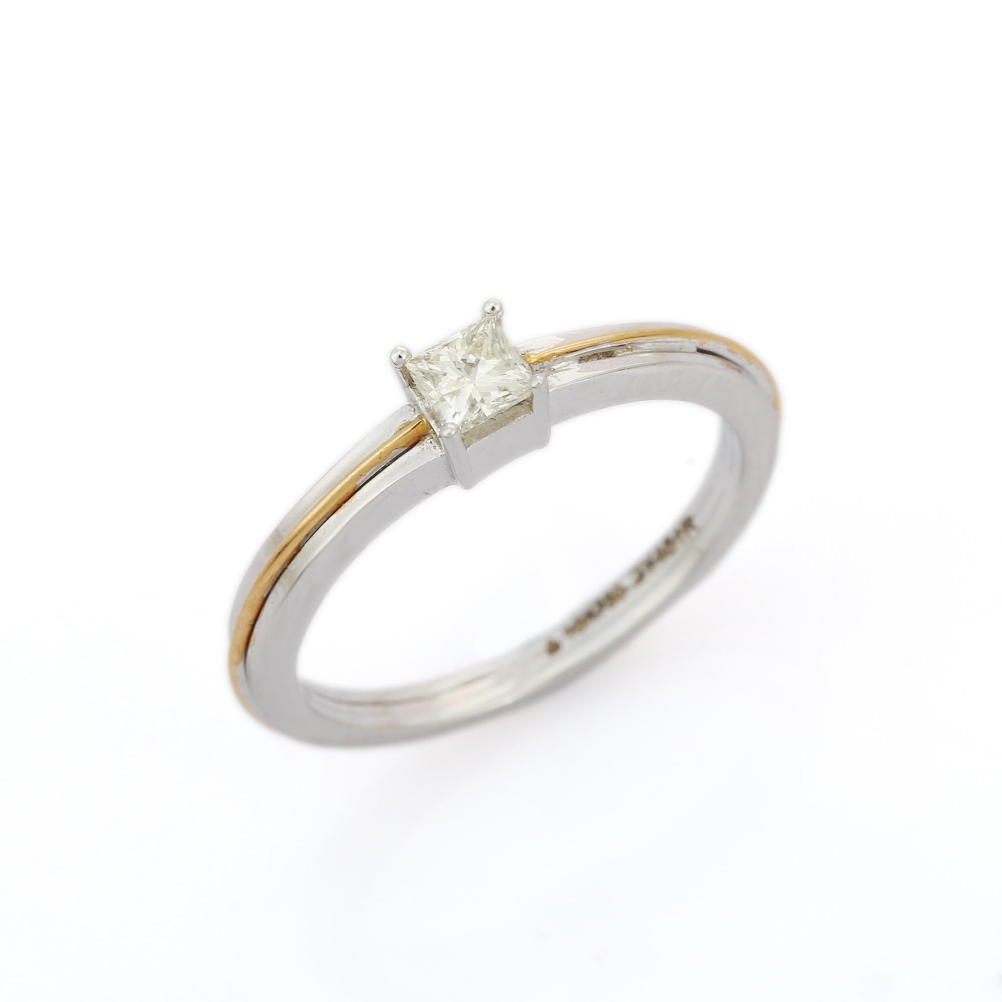 En vente :  Bague de fiançailles unisexe en or blanc 18 carats avec diamant solitaire de 0,30 carat 5