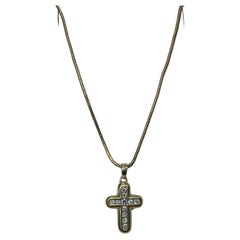 0.30ct Diamond chunky cross pendant necklace in 18ct yellow gold