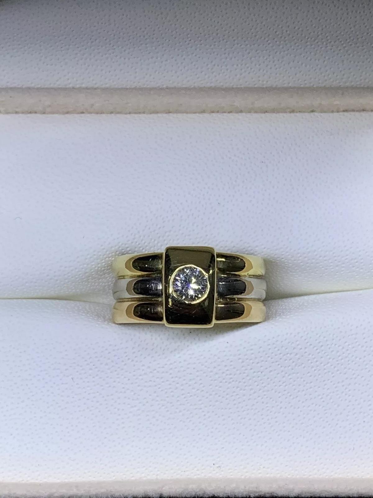 Round Cut 0.30ct Diamond Solitaire Russian Style Tricolour Engagement Ring 18ct Gold 9.3g For Sale