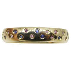 0.30ct Pink & Blue Sapphire Starry Sky Band Ring set in 14k Yellow Gold