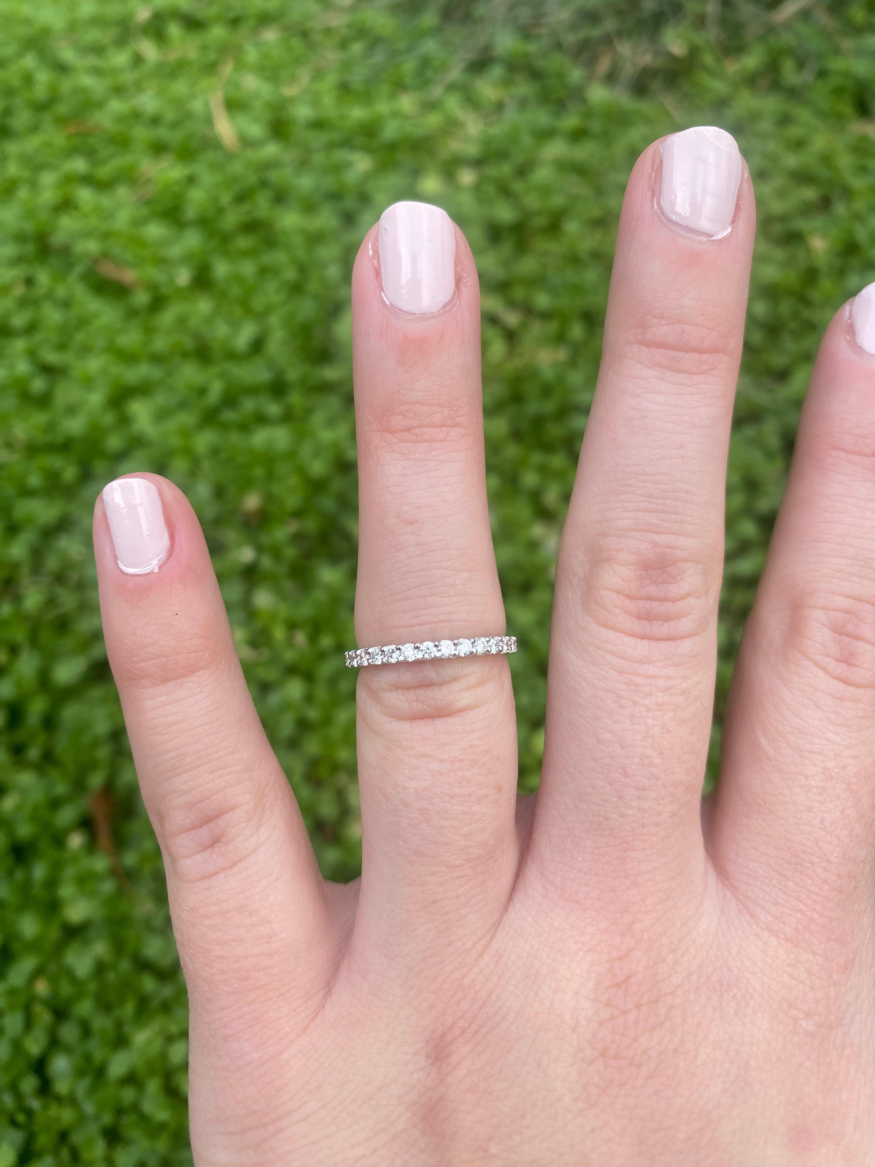 0,30ctw Diamant-Ring, 14k Weißgold, Ring Größe 5,5, Ehering im Angebot 3