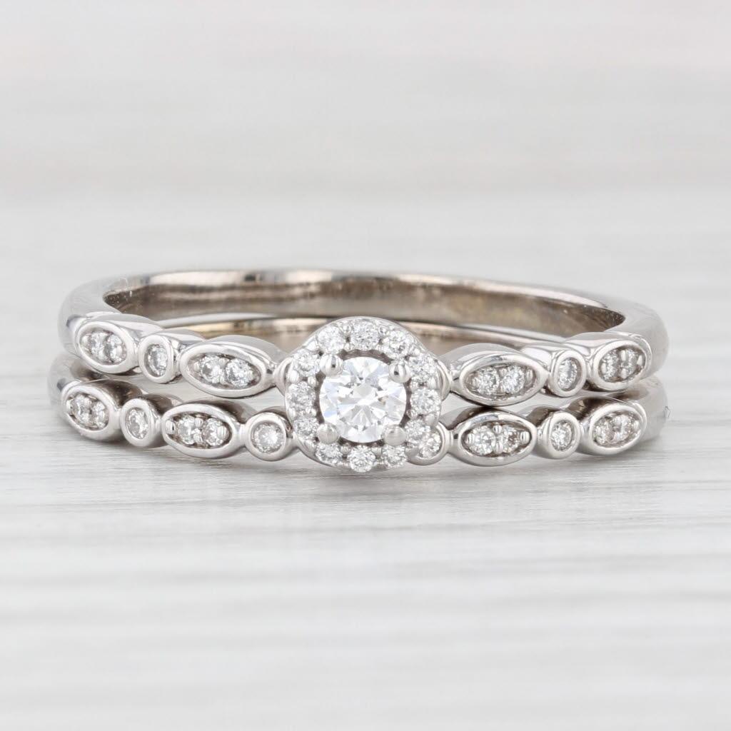 Anello di fidanzamento a forma di aureola con diamante da 0,30 ct. In condizioni buone in vendita a McLeansville, NC