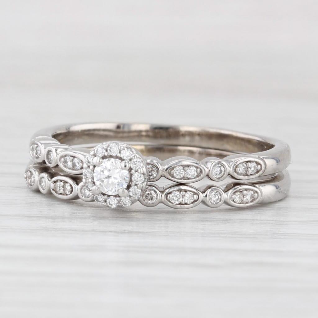Anello di fidanzamento a forma di aureola con diamante da 0,30 ct. in vendita 1