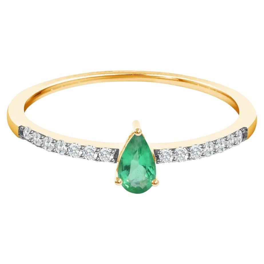 0.31 Carat Pear Cut Emerald and Diamond Engagement Ring For Sale