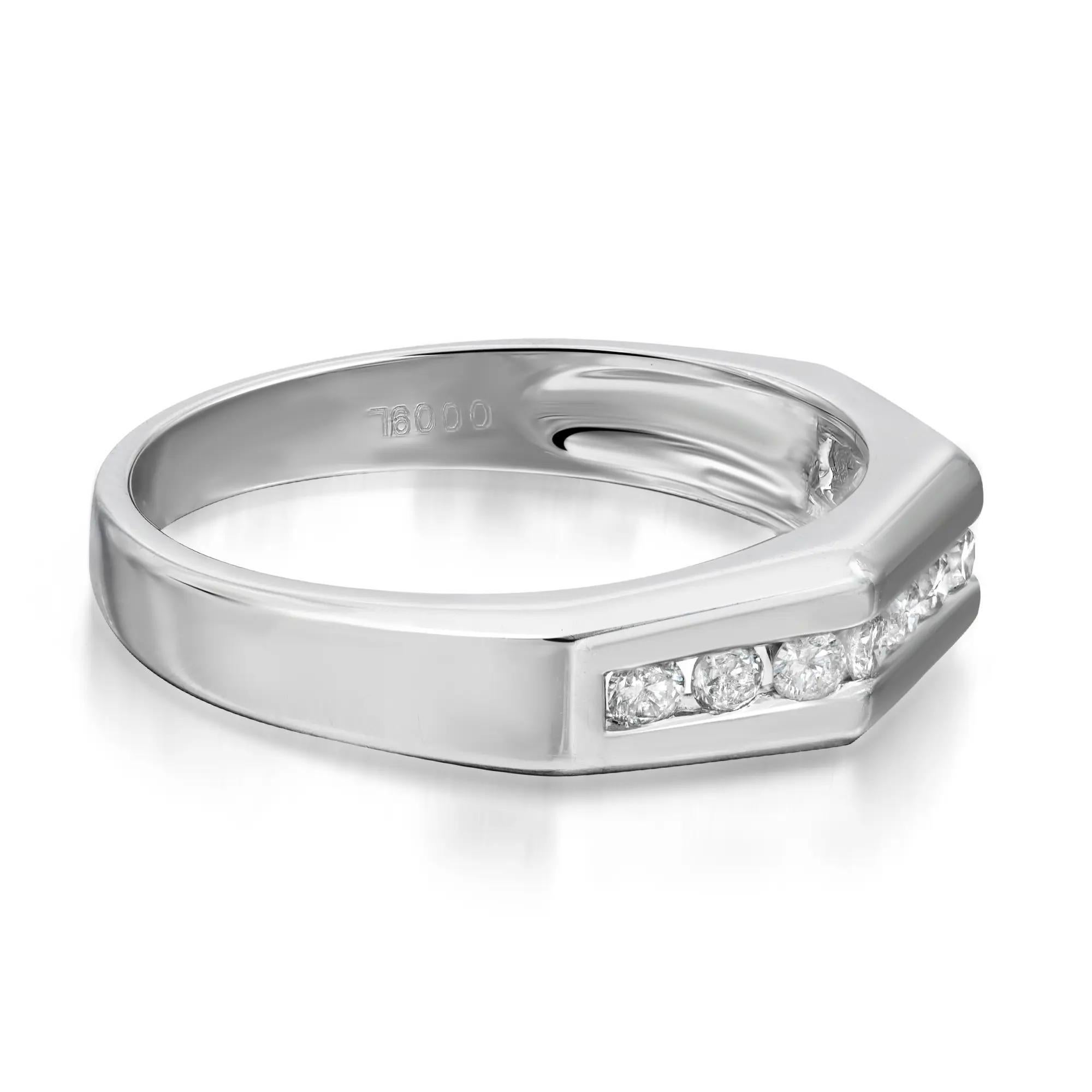Round Cut 0.31Cttw Channel Set Round Diamond Wedding Band Ring 14K White Gold Size 7.5 For Sale