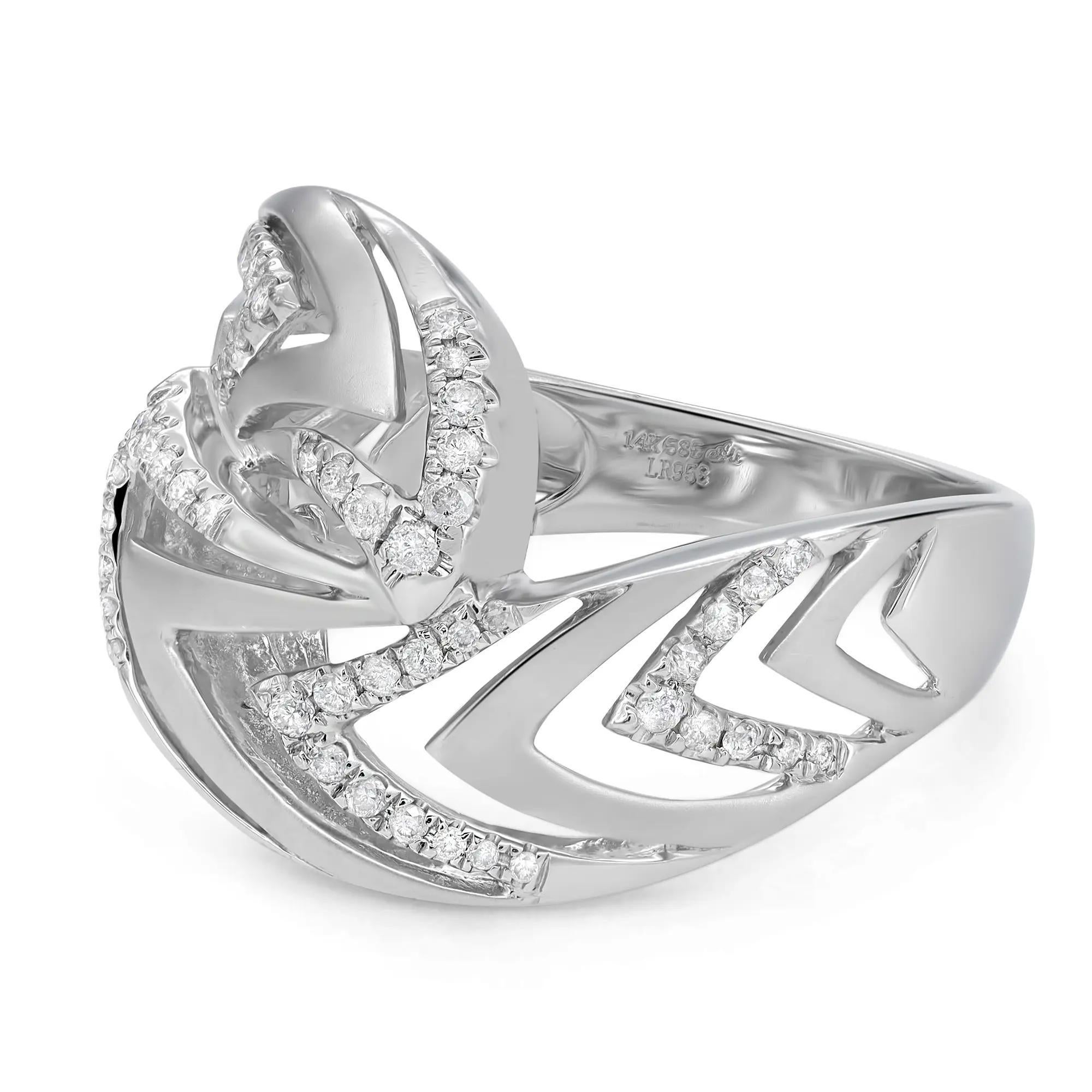 Round Cut 0.31cttw Prong Set Round Diamond Ladies Cocktail Ring 14k White Gold For Sale