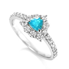 Anillo de Turmalina Paraiba Brasileña y Diamante de 0.32 Quilates en Platino