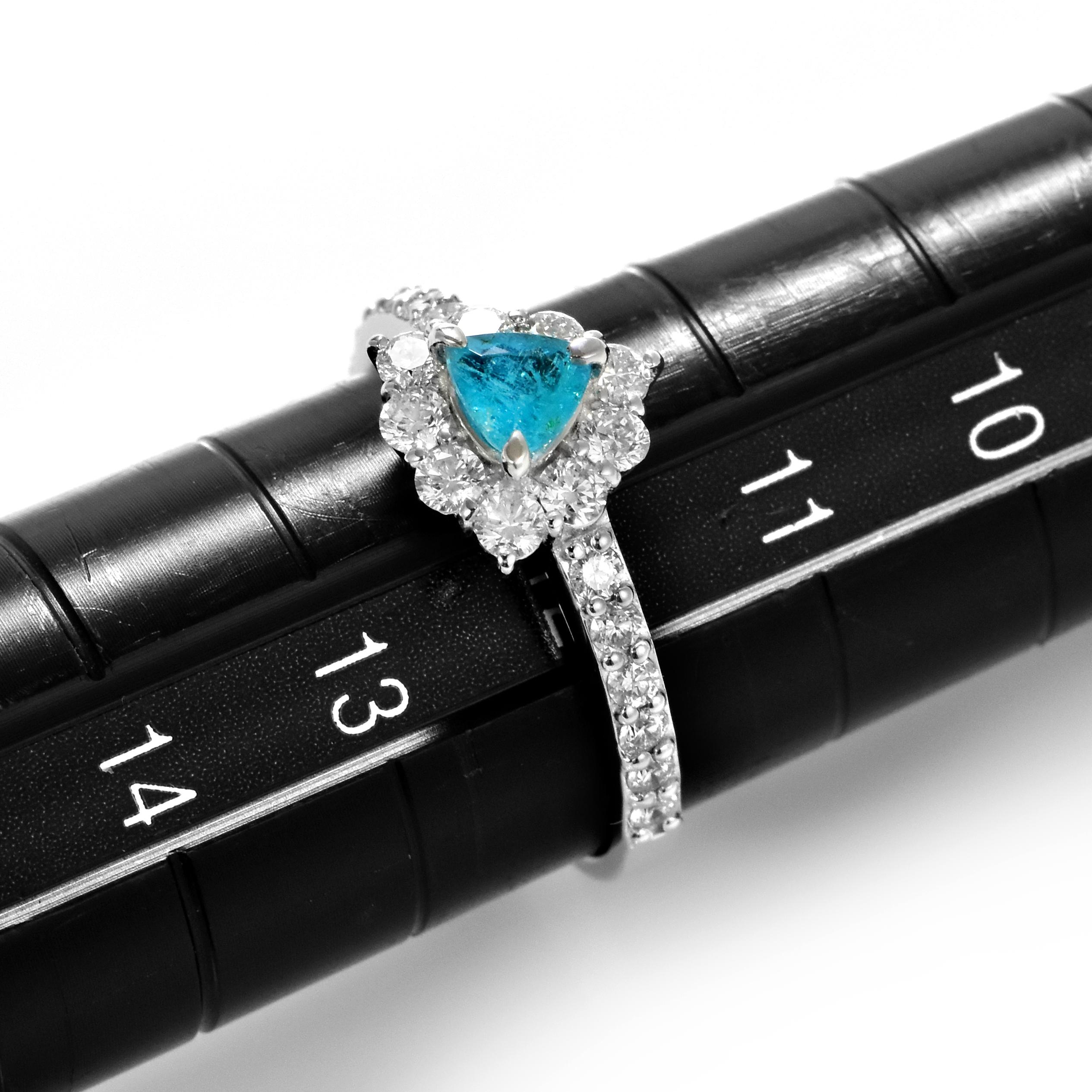 Modern 0.32 Carat Brazilian Paraiba Tourmaline and Diamond Ring Made in Platinum For Sale