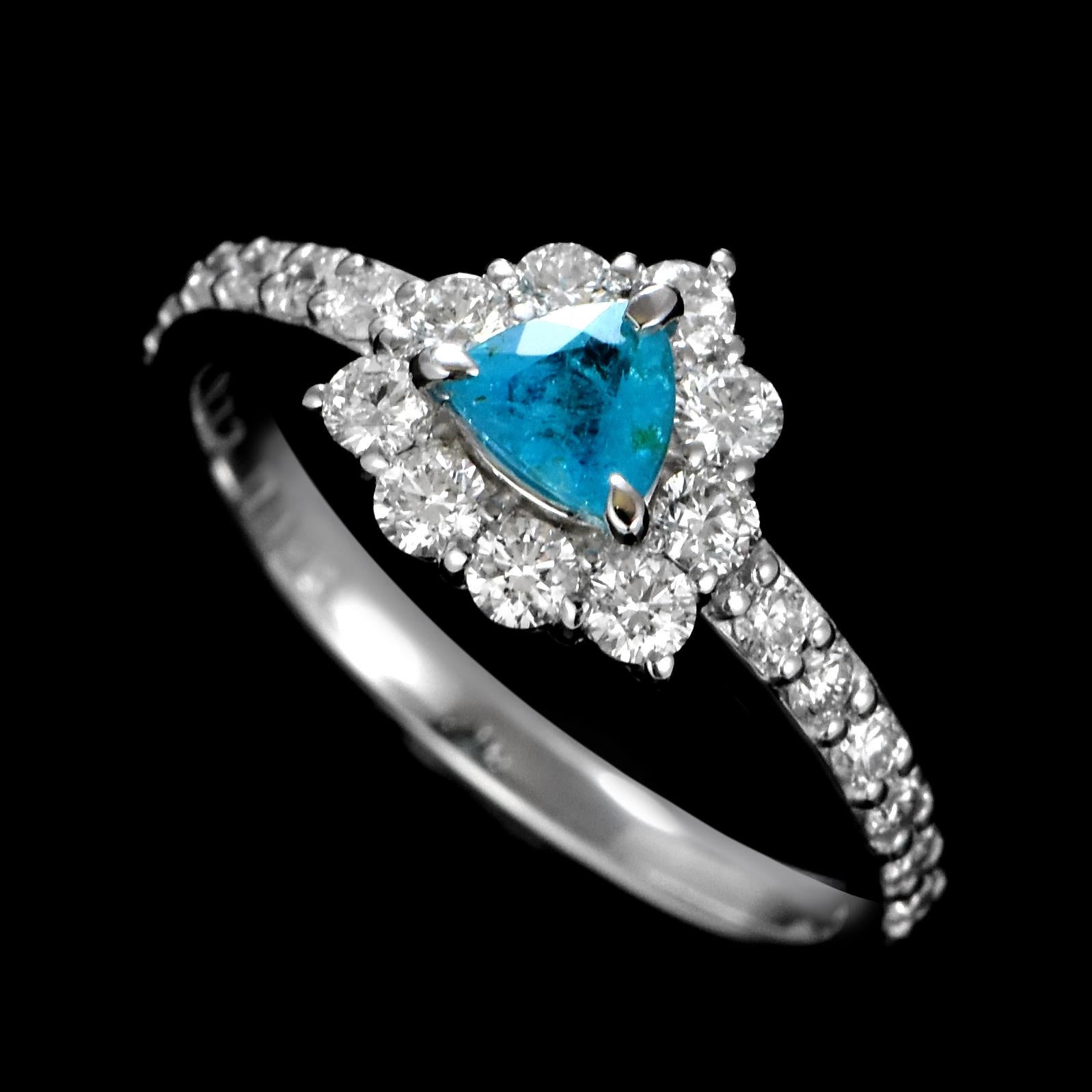 Trillion Cut 0.32 Carat Brazilian Paraiba Tourmaline and Diamond Ring Made in Platinum For Sale