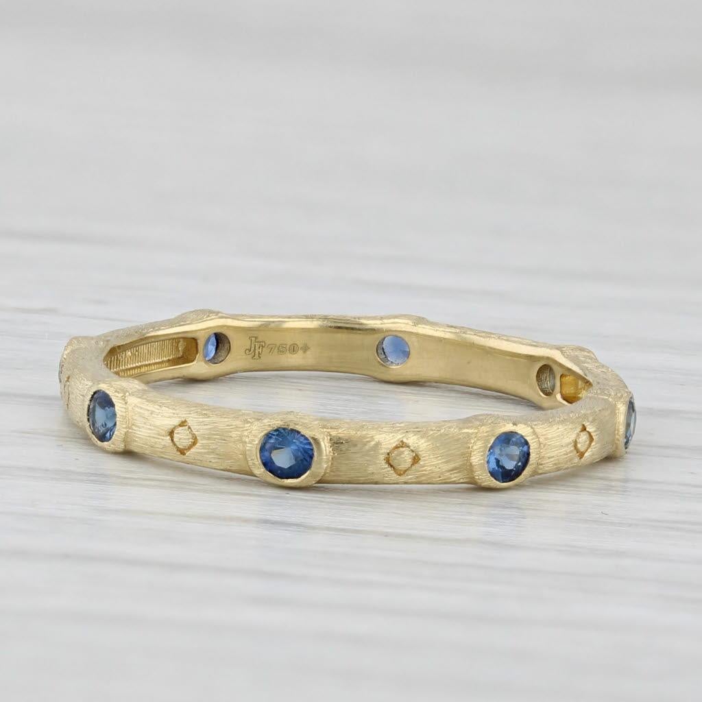 Gemstone Information:
- Natural Sapphires -
Total Carats - 0.32ctw
Cut - Round 
Color - Dark Blue
Treatment - Heated

Metal: 18k Yellow Gold (Brushed Finish)
Weight: 1.9 Grams 
Stamps: JF 750
Rise Above Finger: 1.8 mm
Band / Shank Width: 2.5