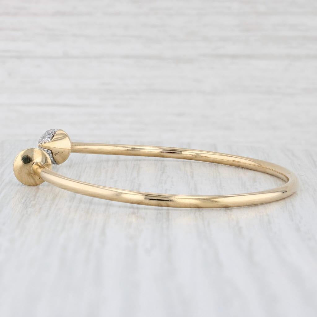Taille ronde Bracelet manchette en or jaune 18k avec pointes de diamants 0.32ctw 6.75