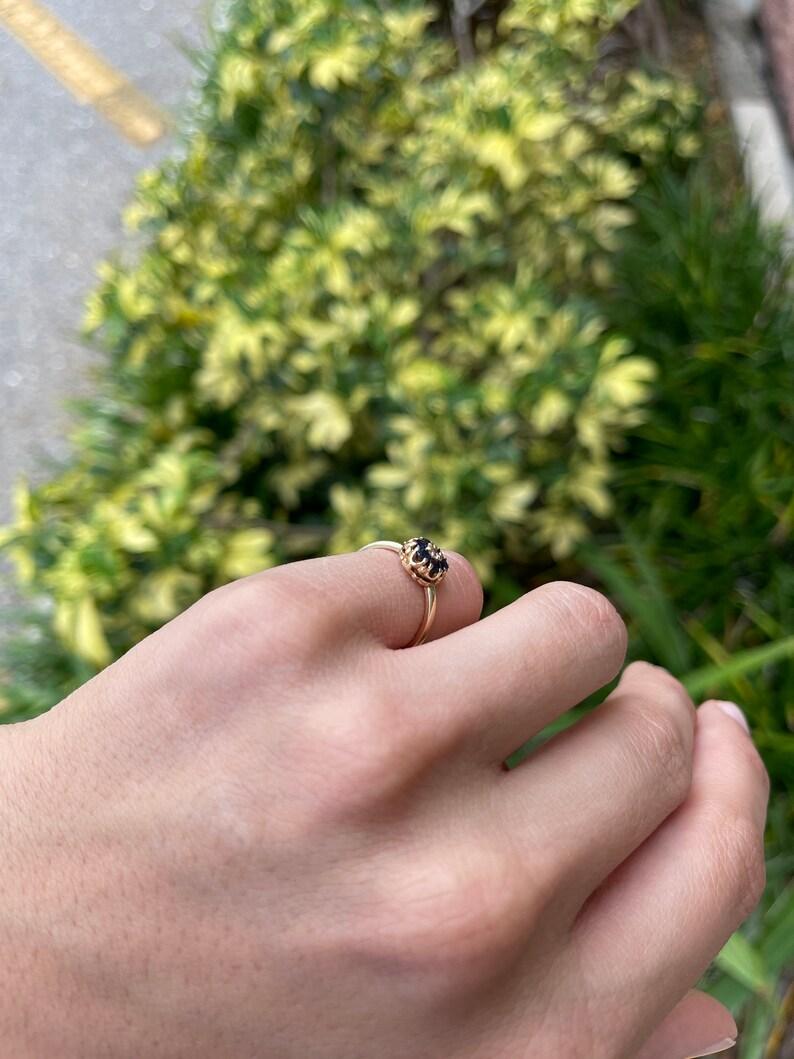 0.32tcw 14K Antique Sapphire Cocktail Ring Petite Sapphire & Diamond Gold Ring In New Condition For Sale In Jupiter, FL