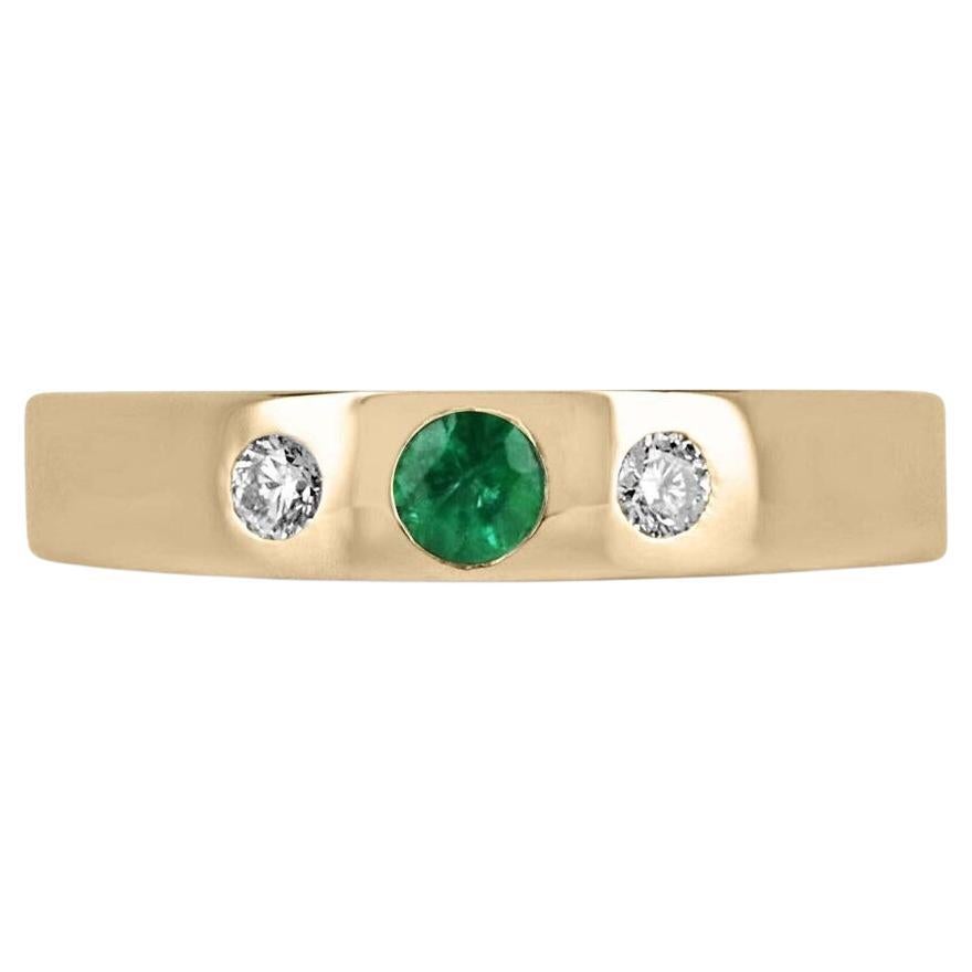 0.32tcw 14K Natural Round Cut Emerald & Diamond Trilogy 3 Stone Gold Band Ring For Sale