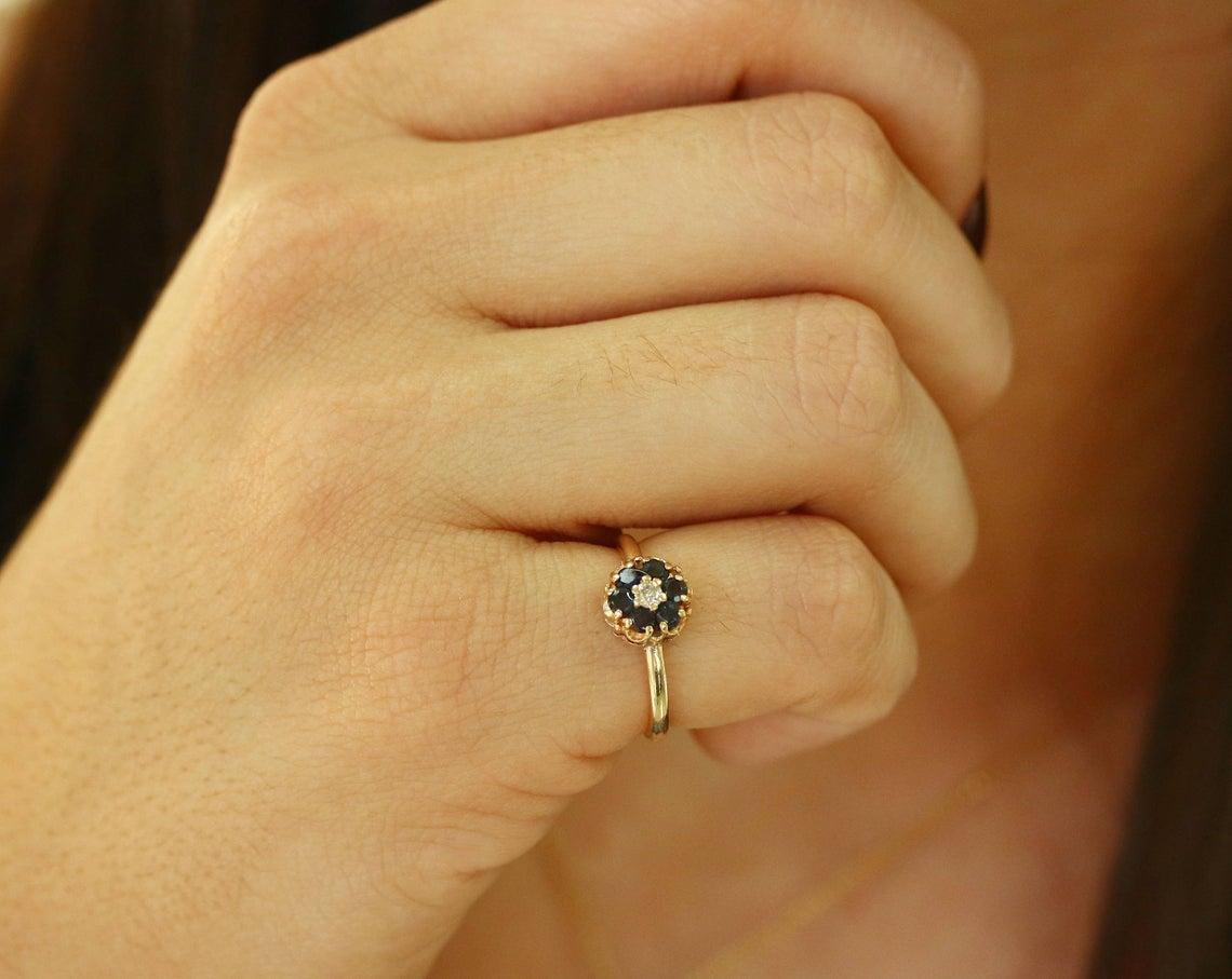 Art Deco 0.32tcw 14K Natural Sapphire & Diamond Floral Petite Ring For Sale
