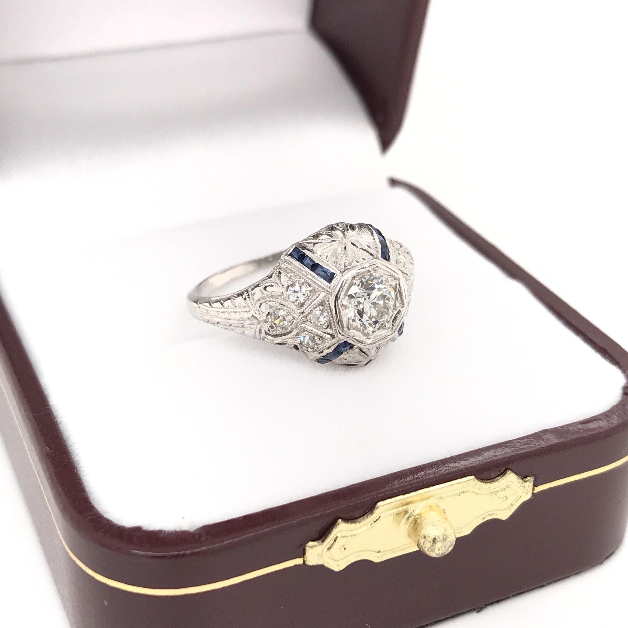 Women's or Men's 0.33 Carat Art Deco Diamond Ring