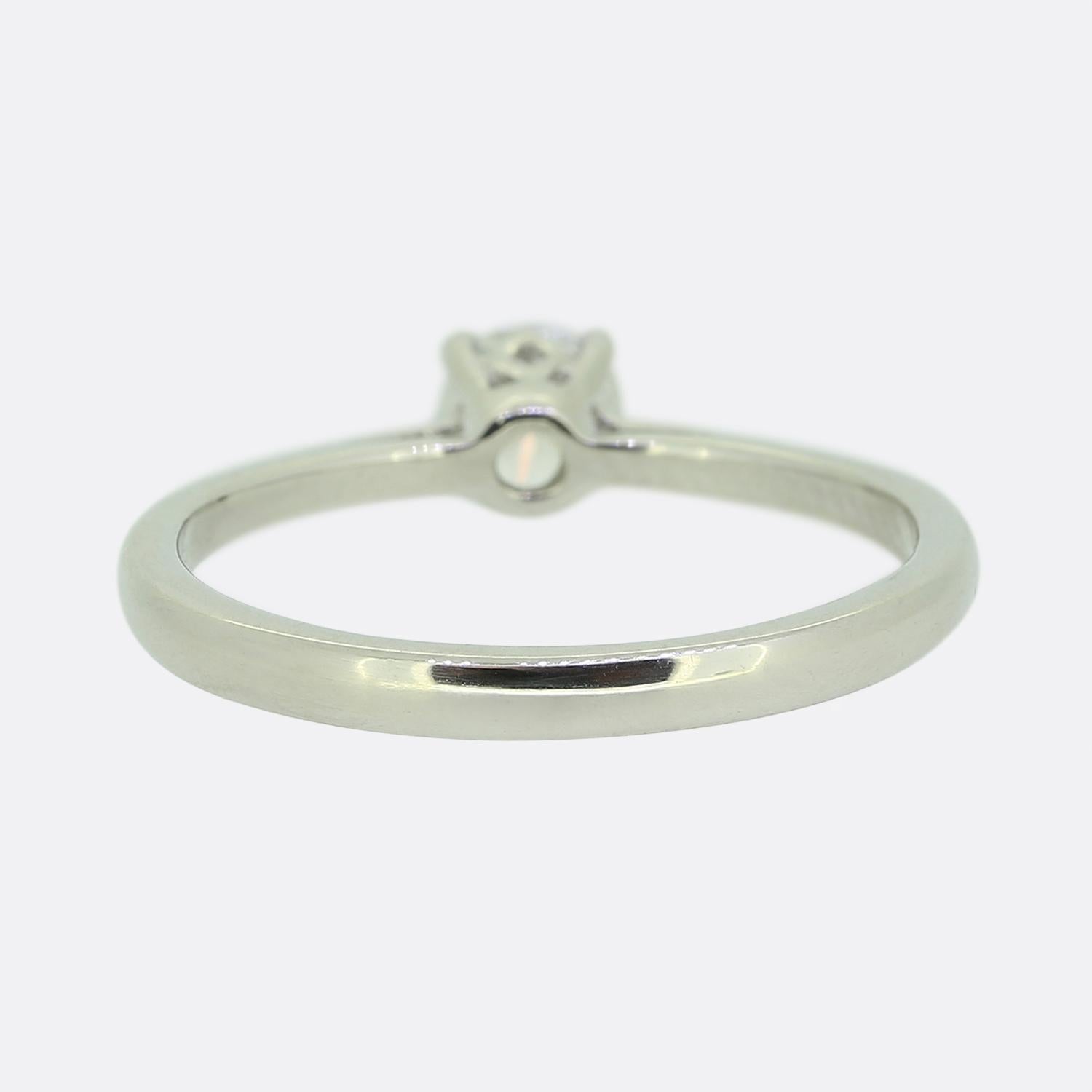Anillo de compromiso solitario con diamante de 0.33 quilates en Bueno estado para la venta en London, GB