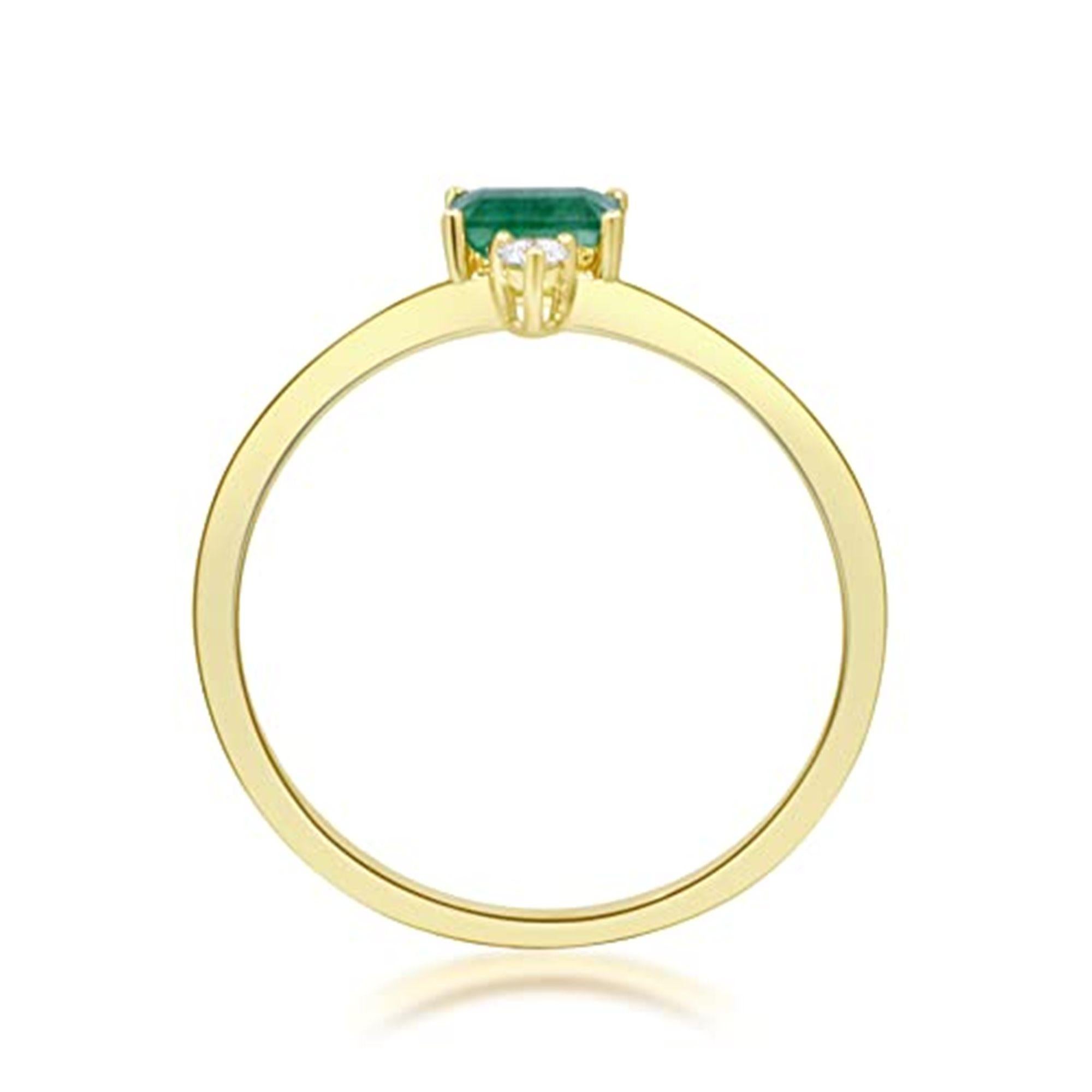 Art Deco 0.33 Carat Emerald-Cut Emerald with Diamond Accents 14K Yellow Gold Ring For Sale