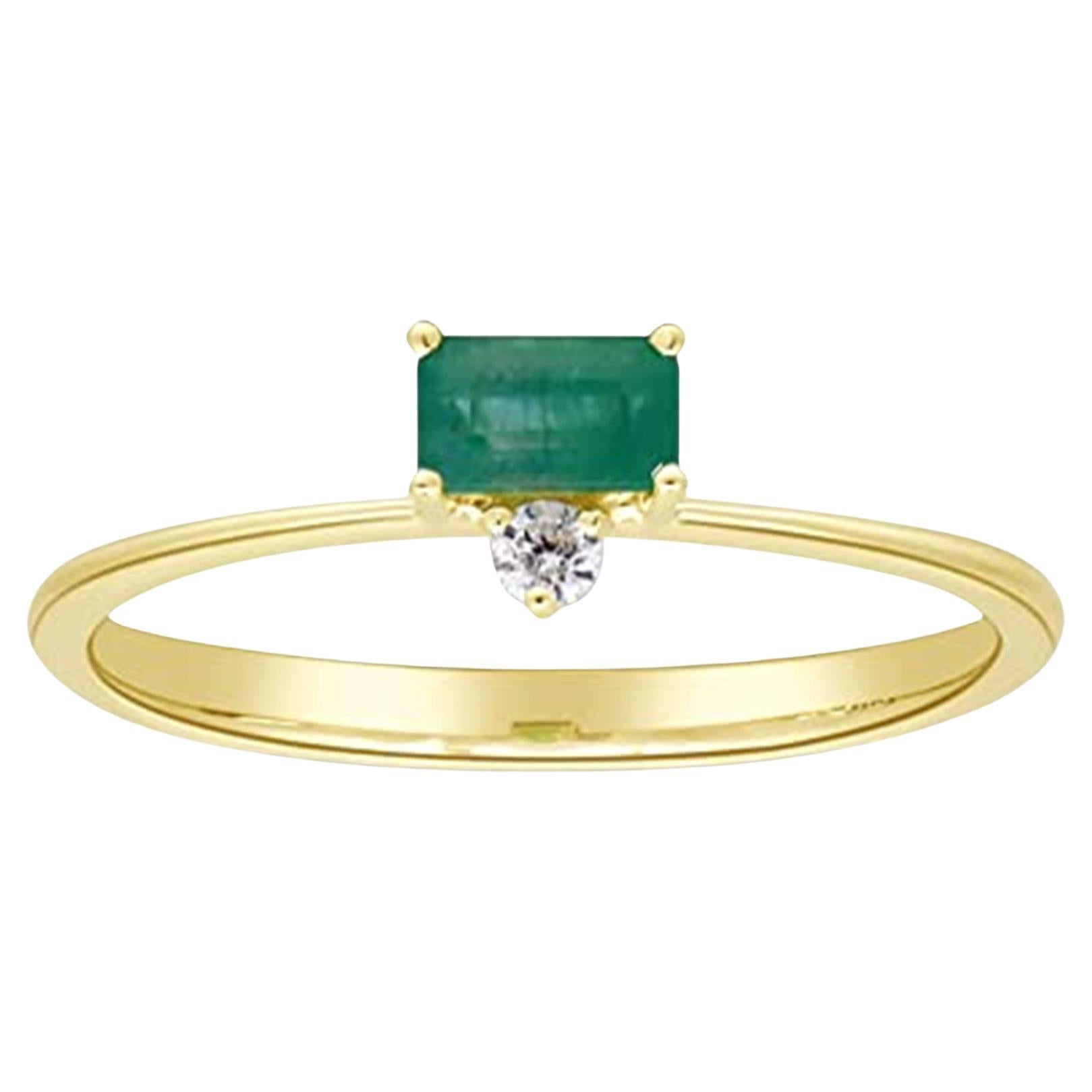 0.33 Carat Emerald-Cut Emerald with Diamond Accents 14K Yellow Gold Ring For Sale