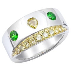 Bague en or blanc et jaune 14 carats avec grenat démantoïde russe naturel de 0,33 carat et diamants