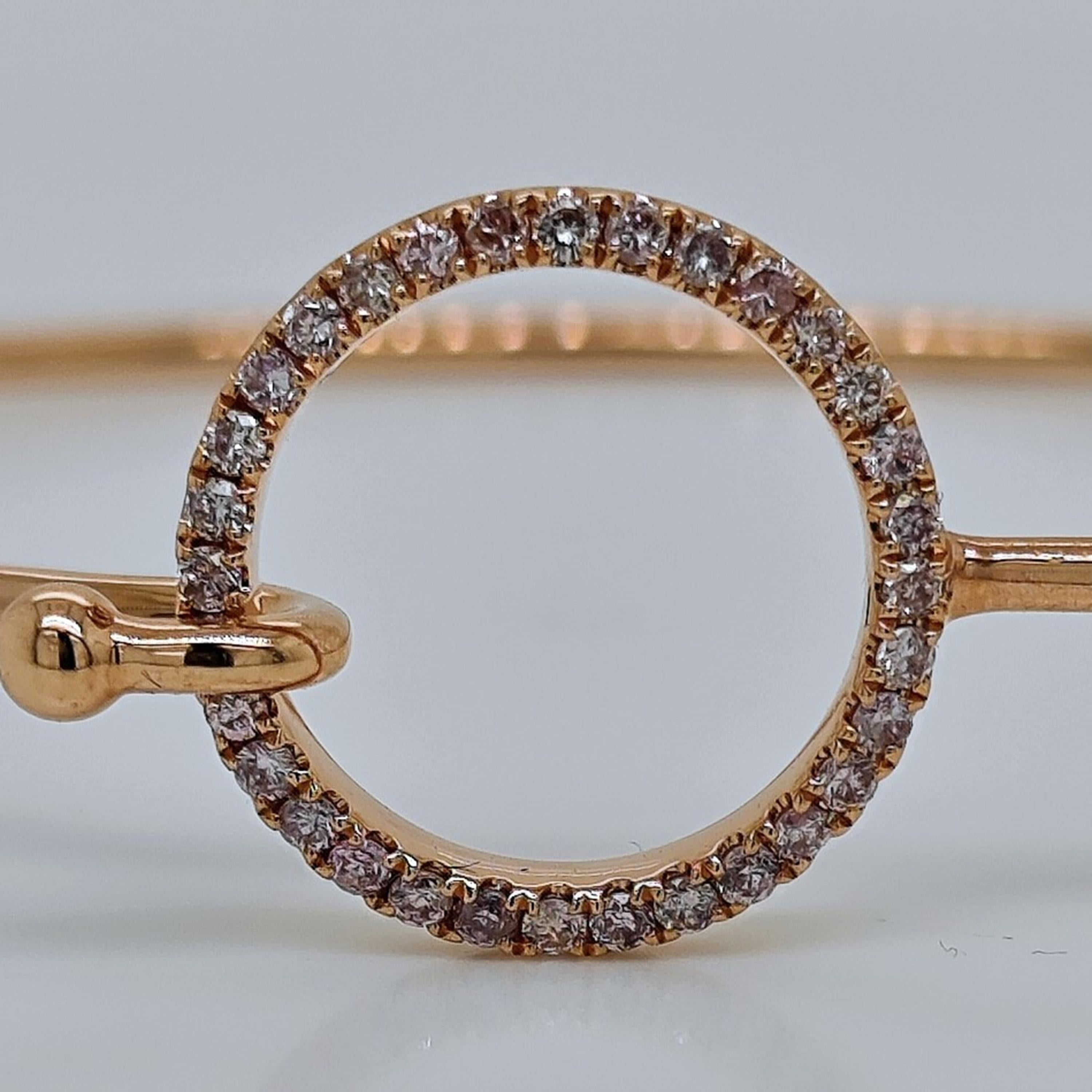 0.33 Carat Pink Diamond Rose Gold Bangle In New Condition For Sale In New York, NY