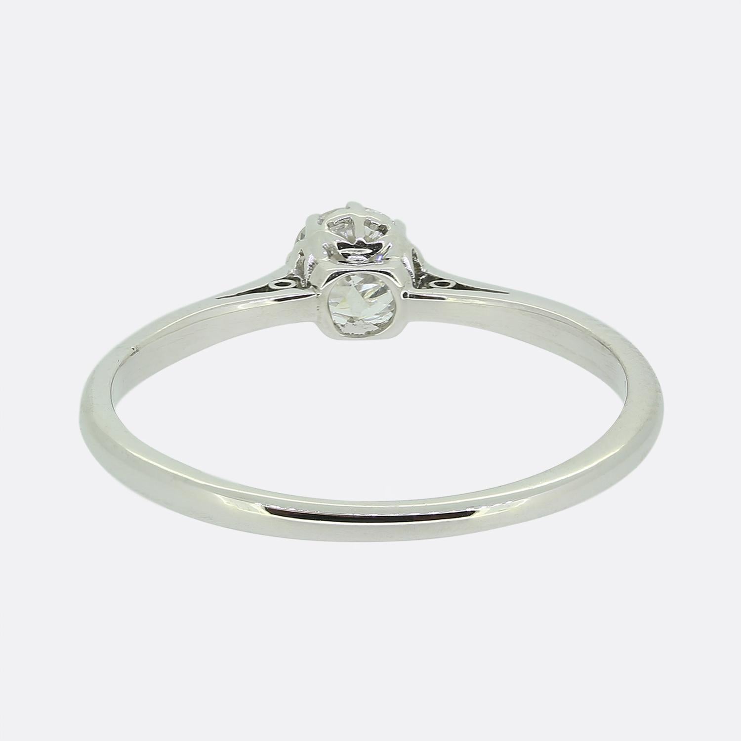 Bague solitaire en diamant de 0.33 carat à taille ronde et brillante Bon état - En vente à London, GB