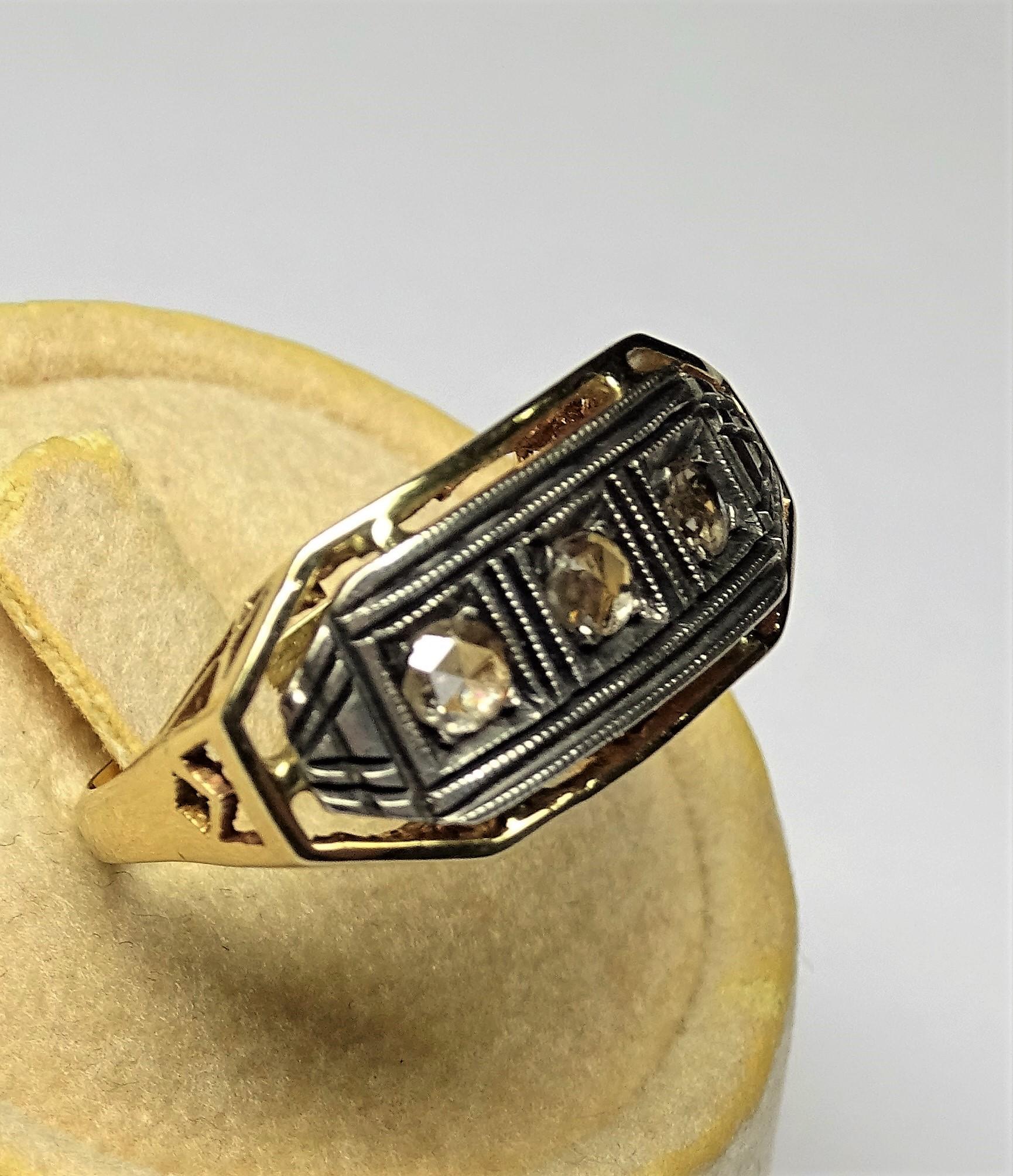 Art Nouveau 0.33 Rose Cut Diamonds 14 Karat Yellow Gold Engagement Ring For Sale